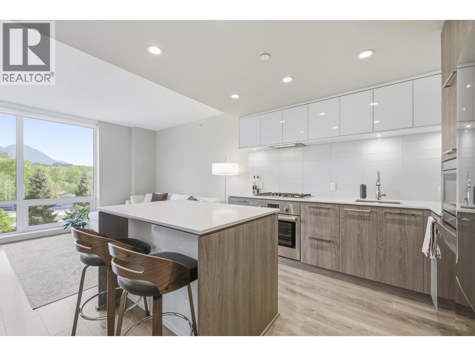 501 680 SEYLYNN CRESCENT — photo 3