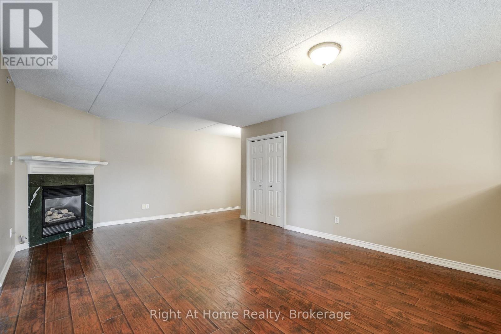 #212 4005 KILMER DRIVE - 8