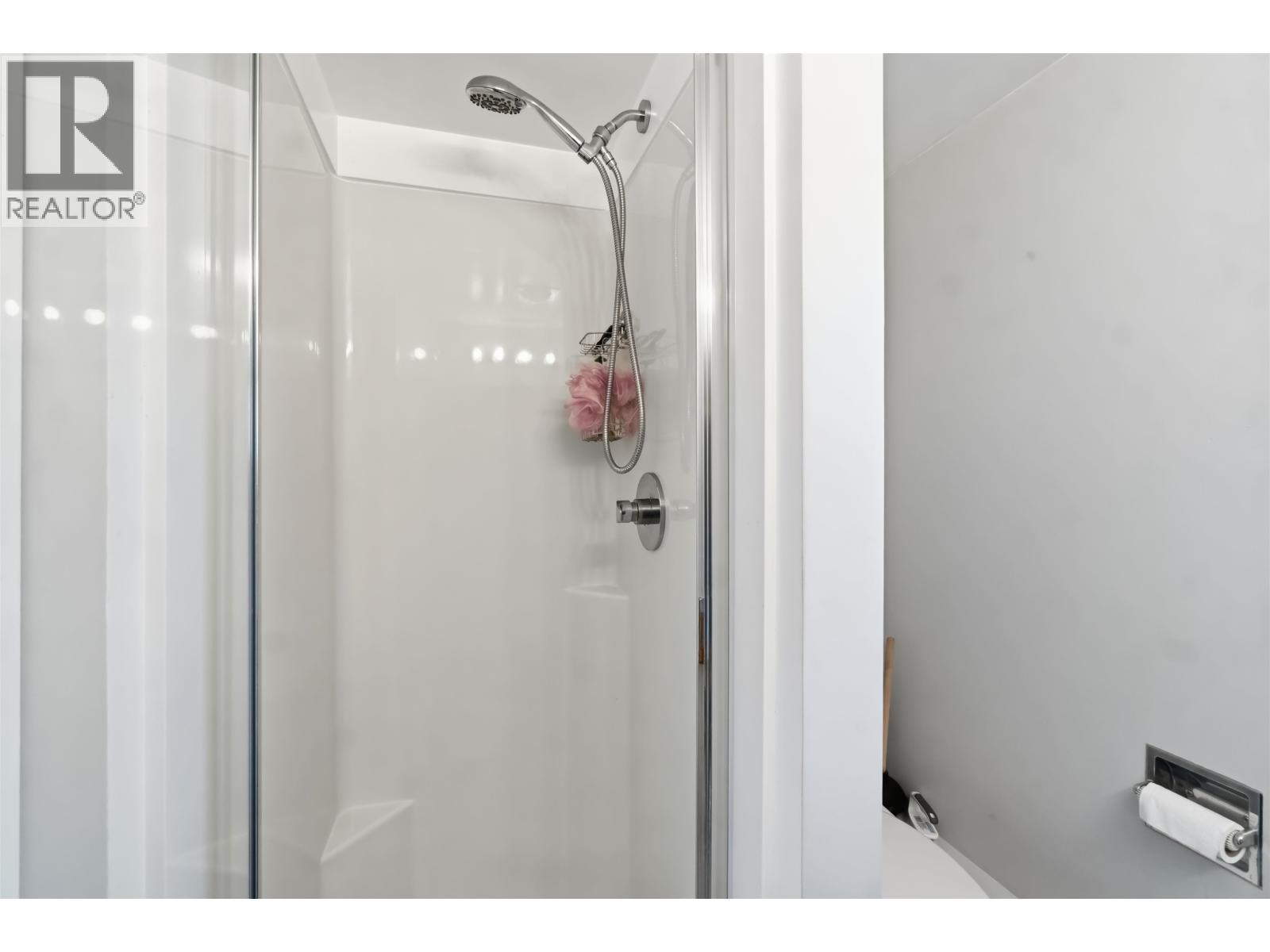 1861 CHALMERS AVENUE, Port Coquitlam