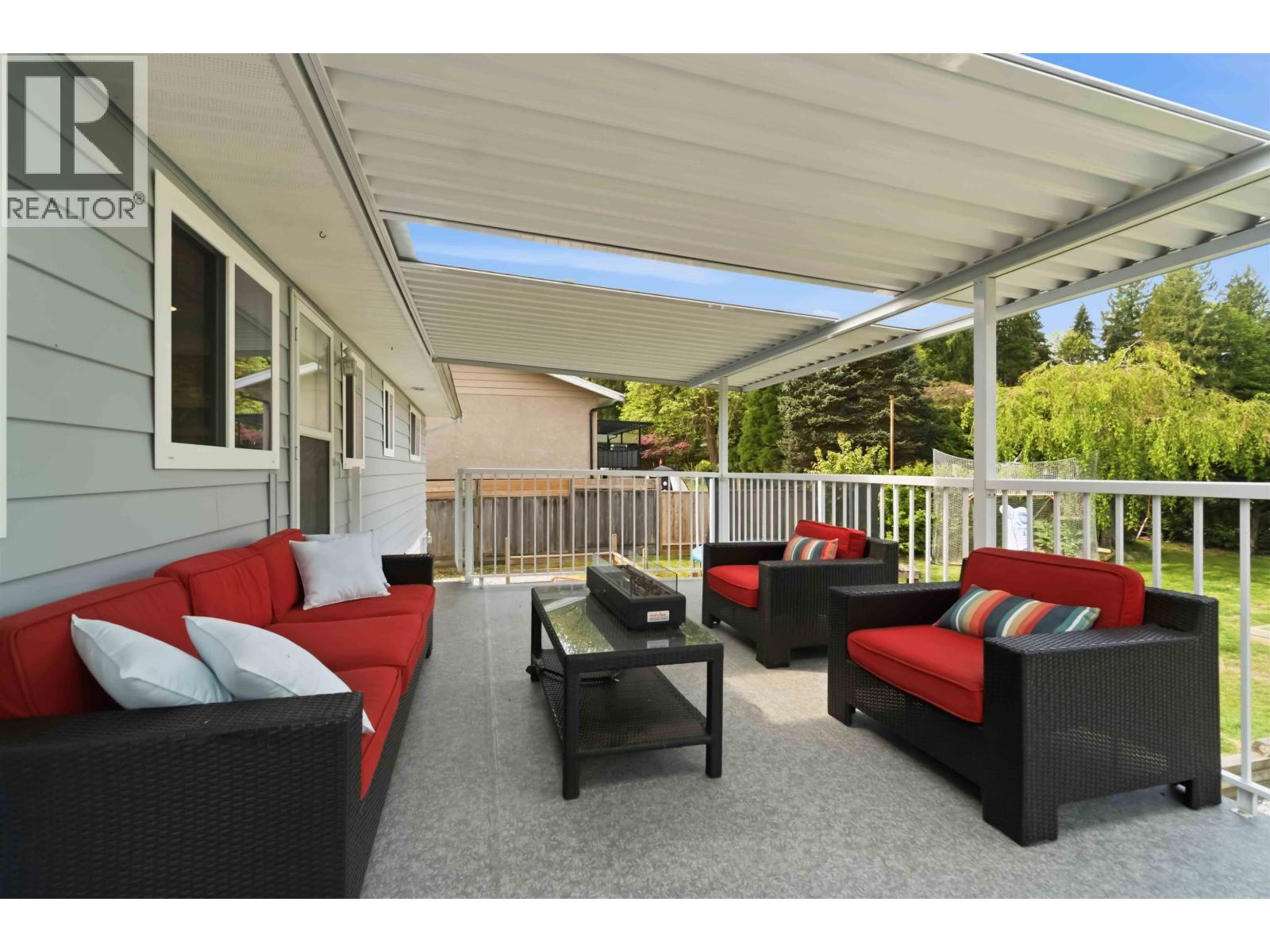 1861 CHALMERS AVENUE, Port Coquitlam
