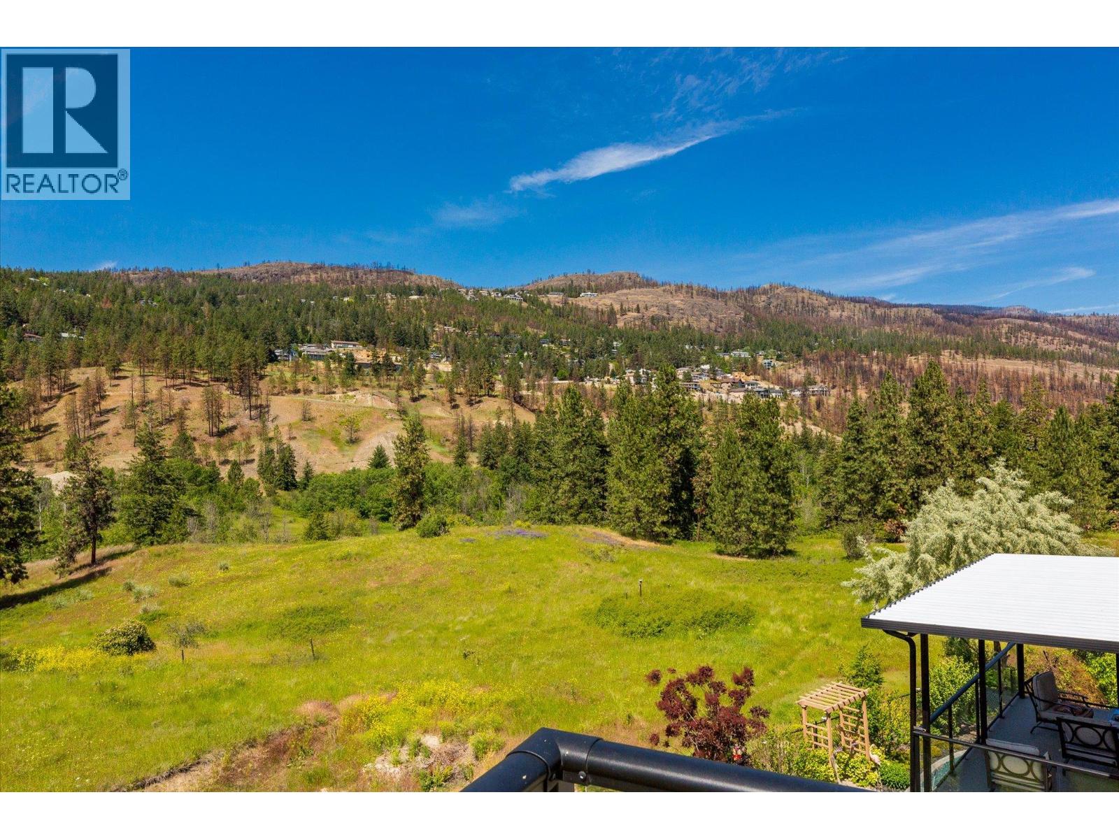 1846 Viewpoint Crescent - 25