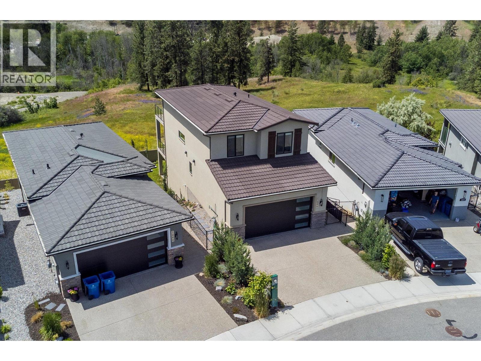 1846 Viewpoint Crescent - 53