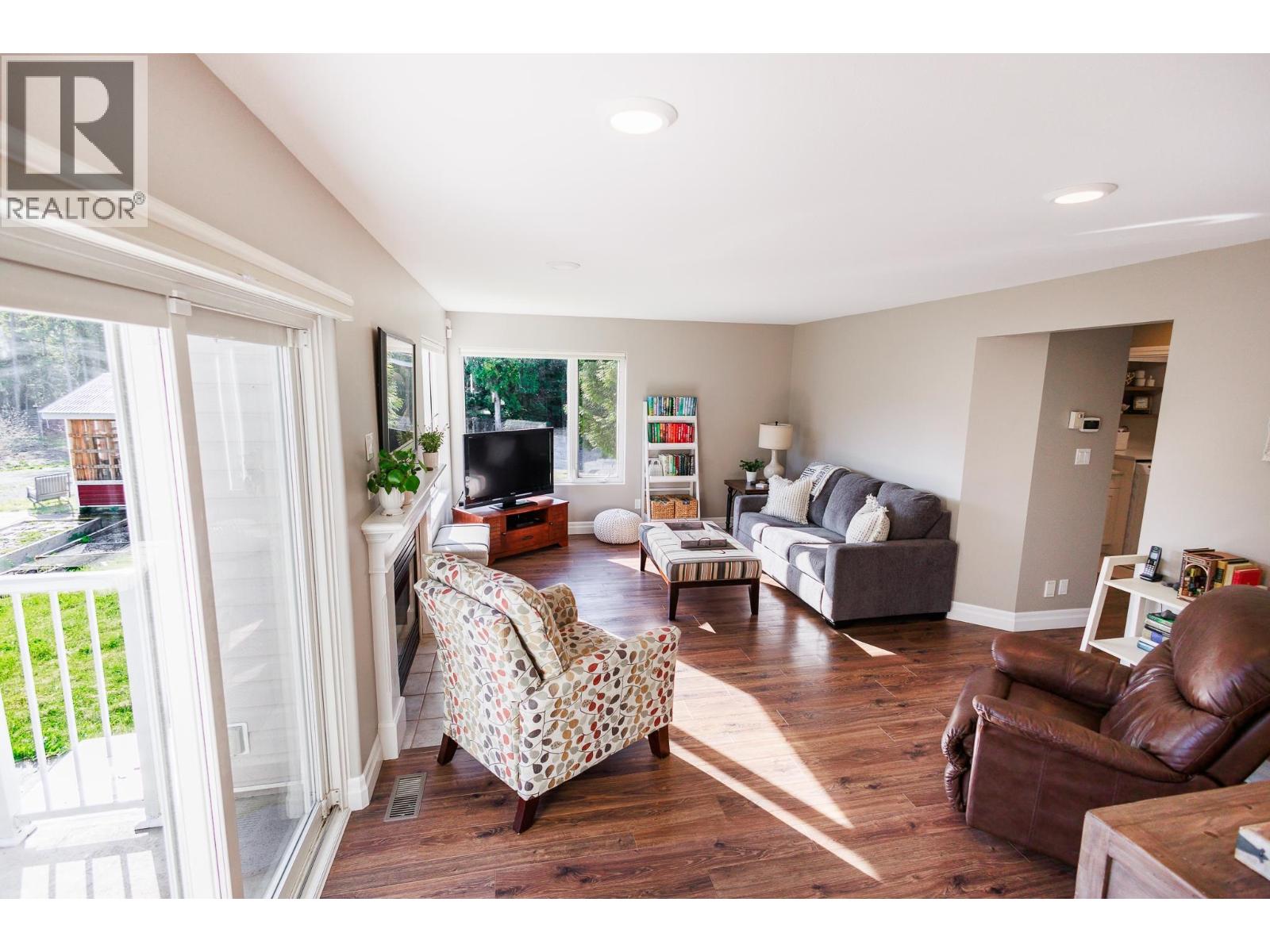 5360 ANNA STREET - 12