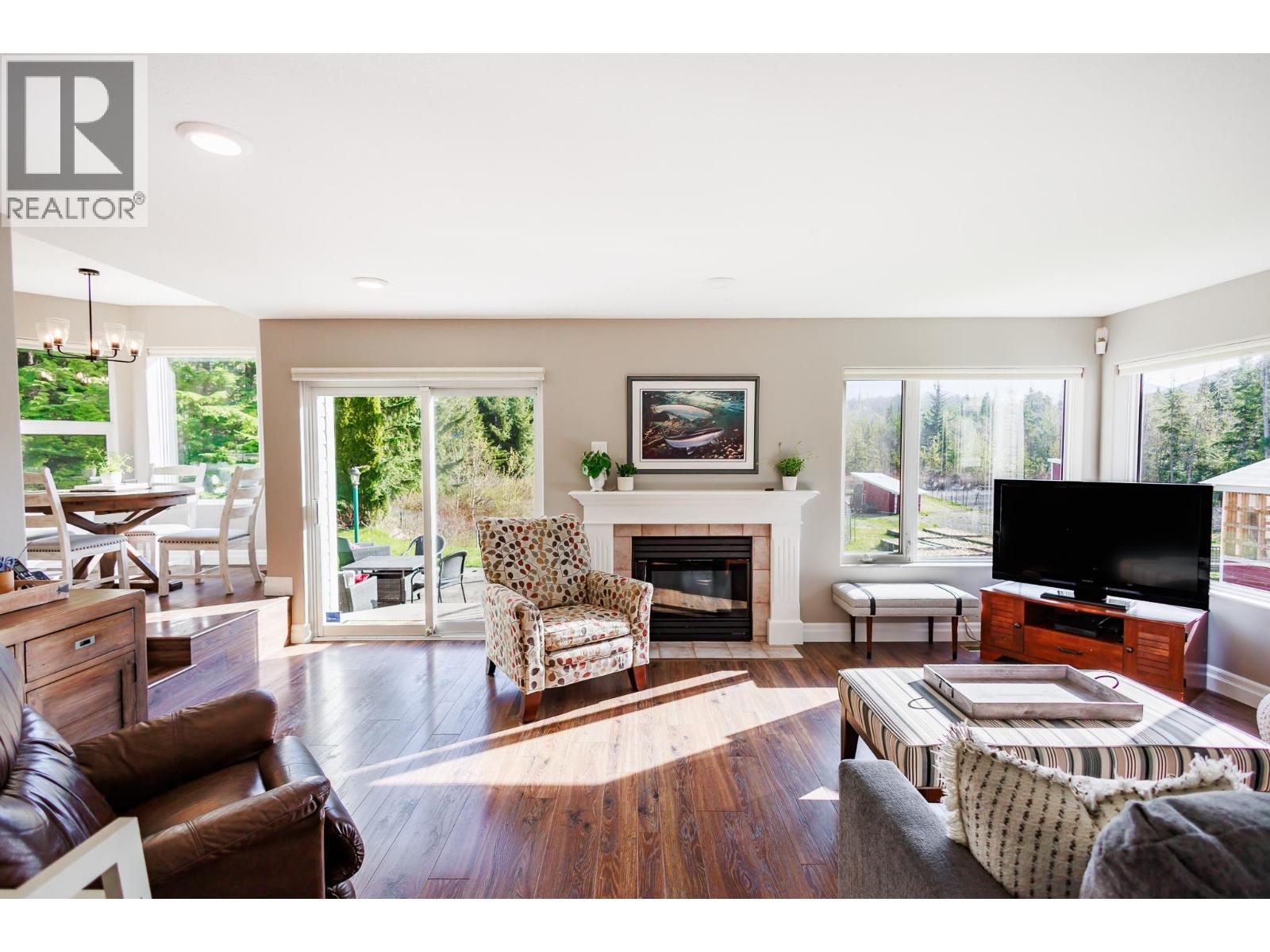 5360 ANNA STREET - 13