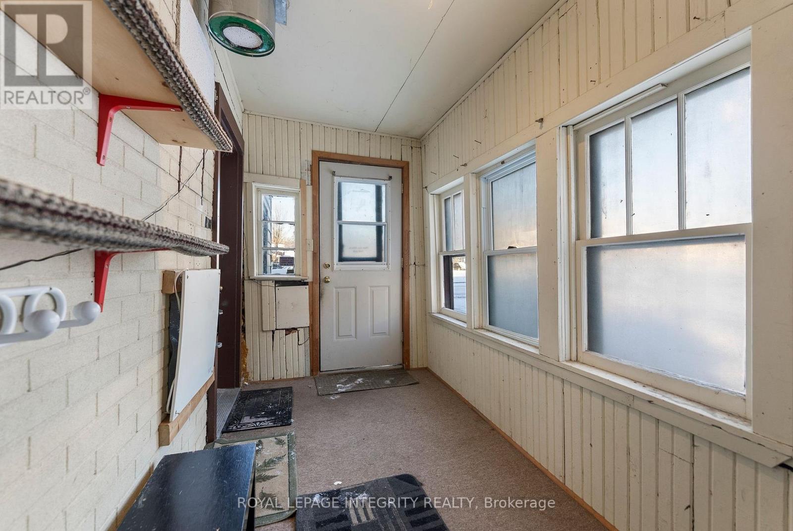 191 BELL STREET - 14