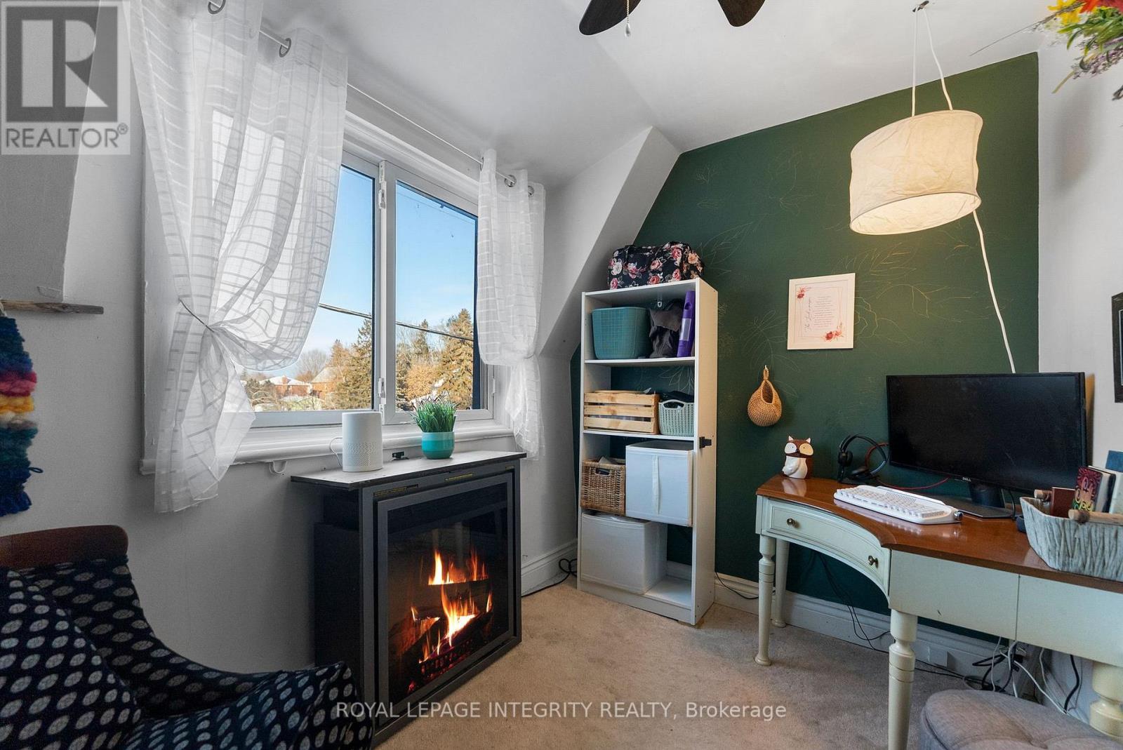 191 BELL STREET - 27