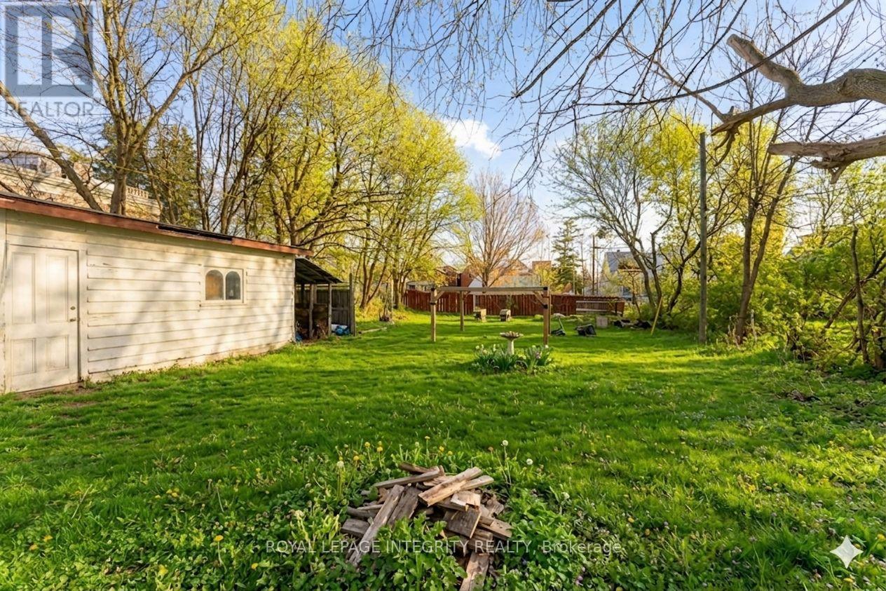 191 BELL STREET - 35
