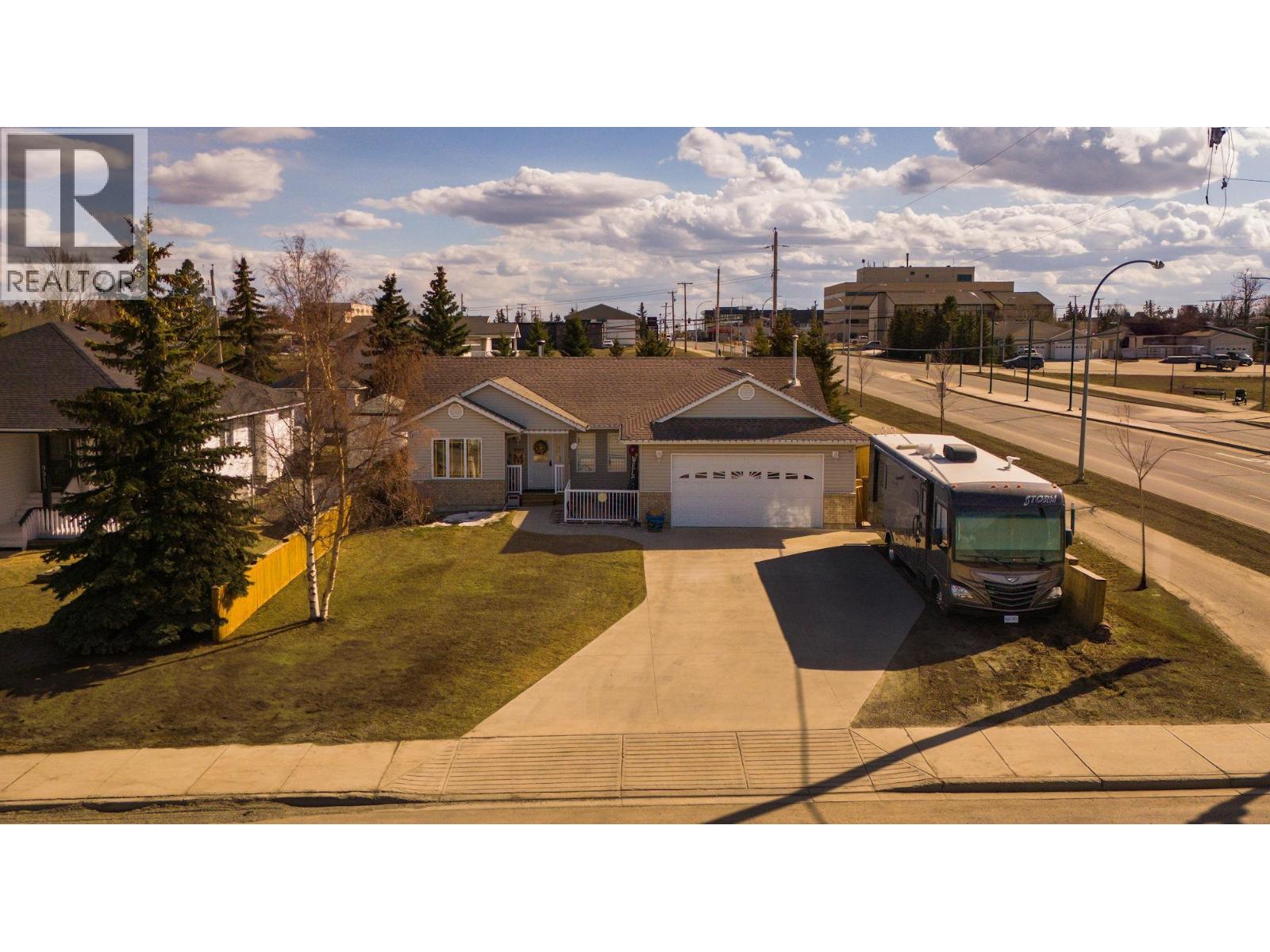 9919 112 AVENUE, Fort St. John