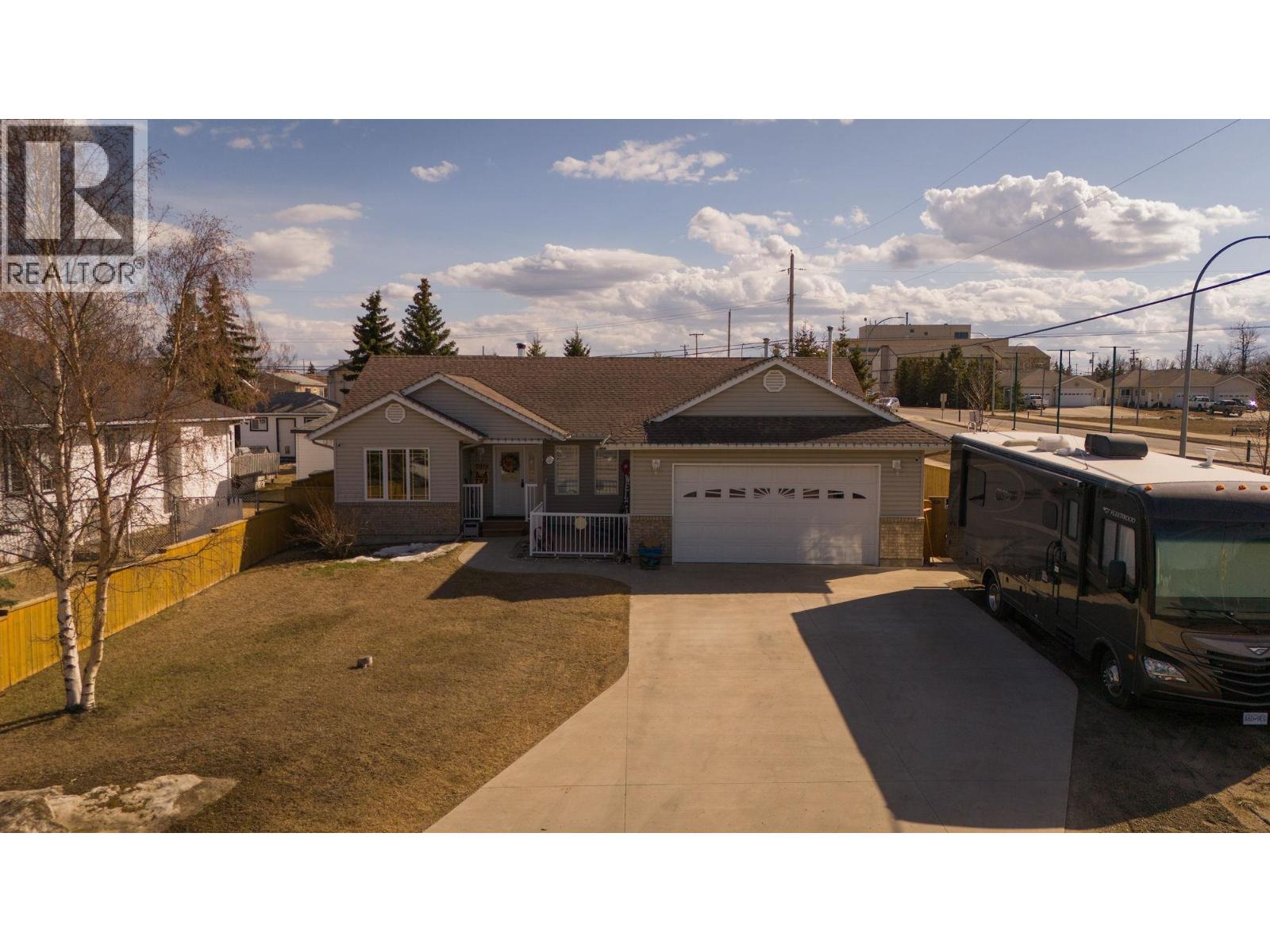 9919 112 AVENUE, Fort St. John