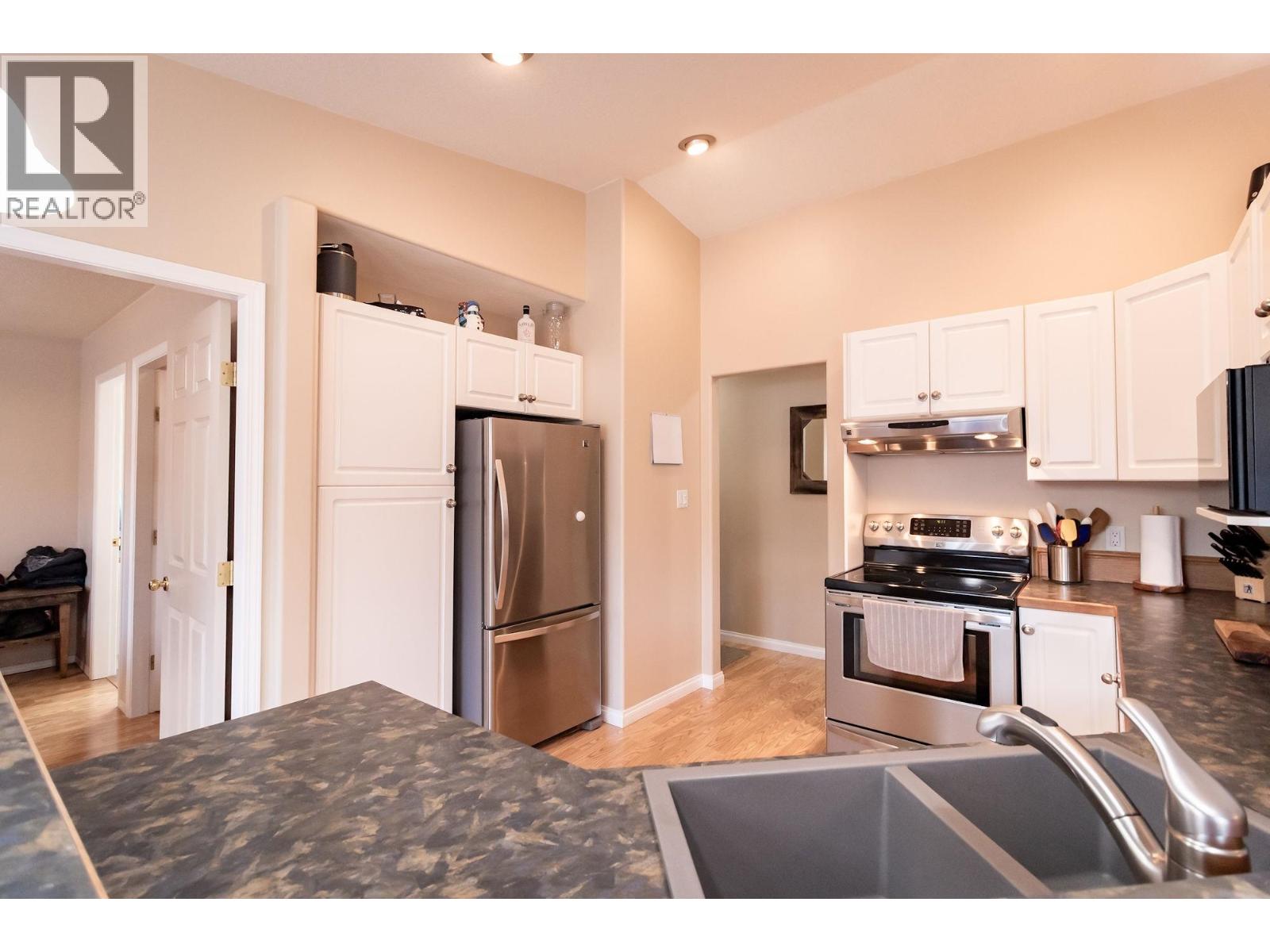 9919 112 AVENUE, Fort St. John