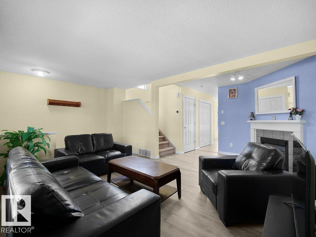 4519 149 AV NW, Edmonton