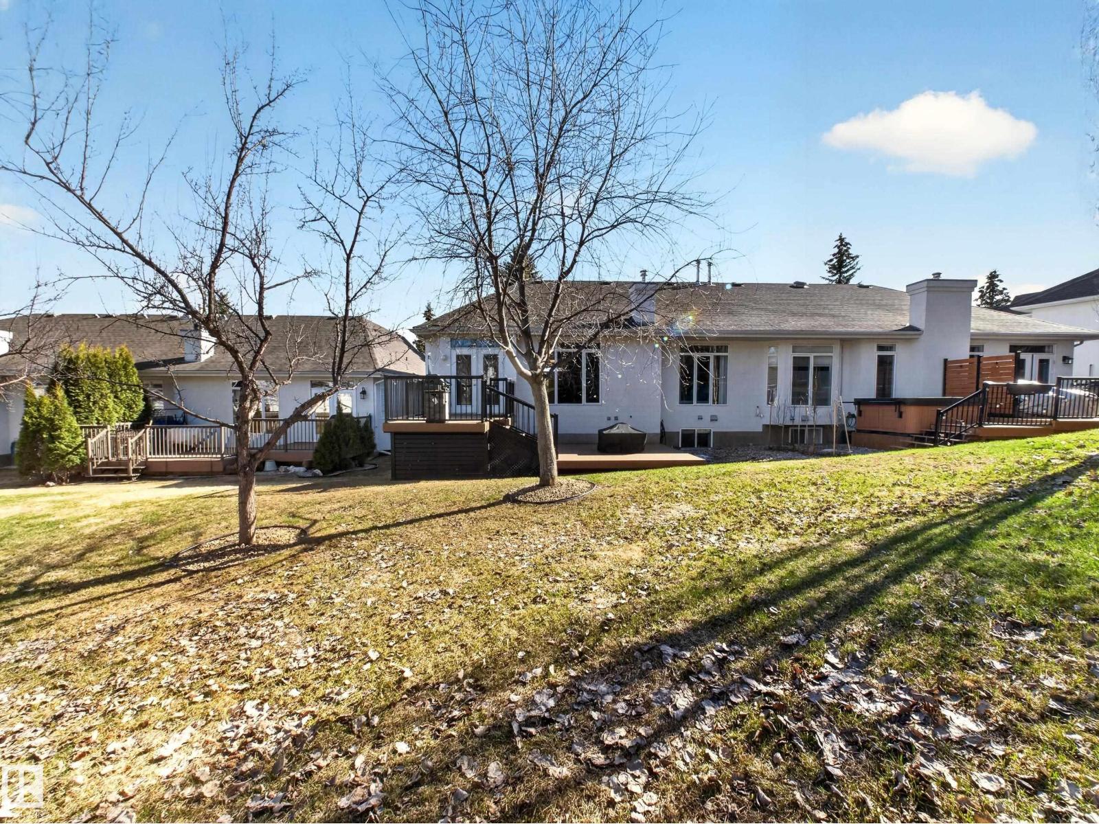 7 OAKBAY PT, St. Albert