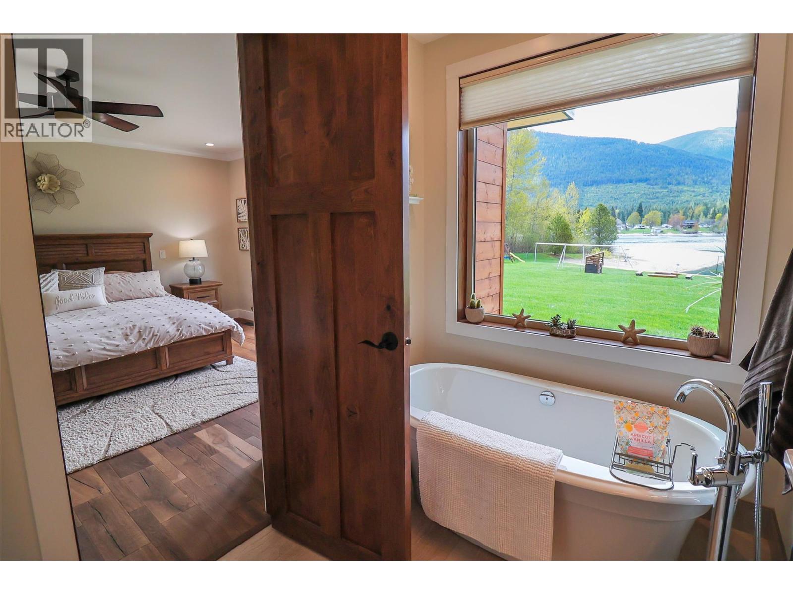 6133 PIPPERS Lane - 28