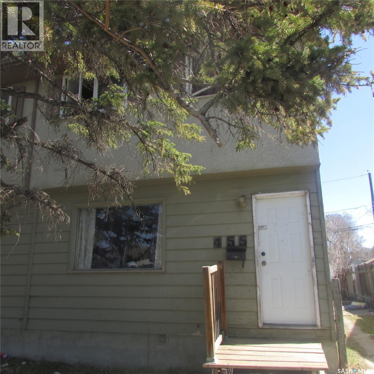 455 McIntosh STREET - 3