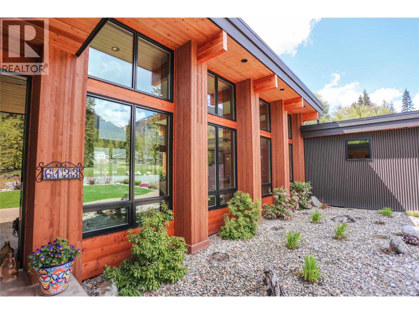 6133 PIPPERS Lane - 64