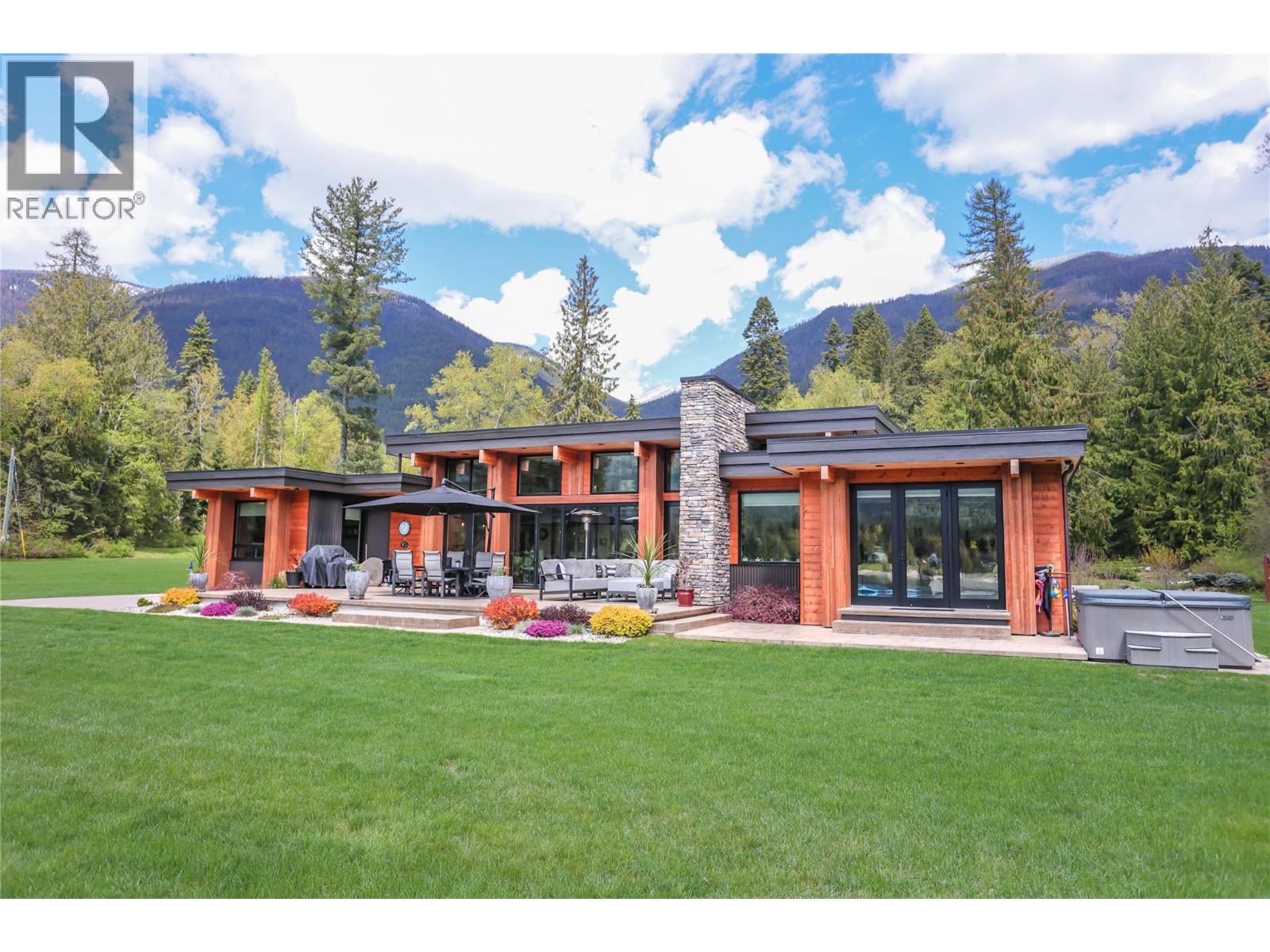 6133 PIPPERS Lane - 90