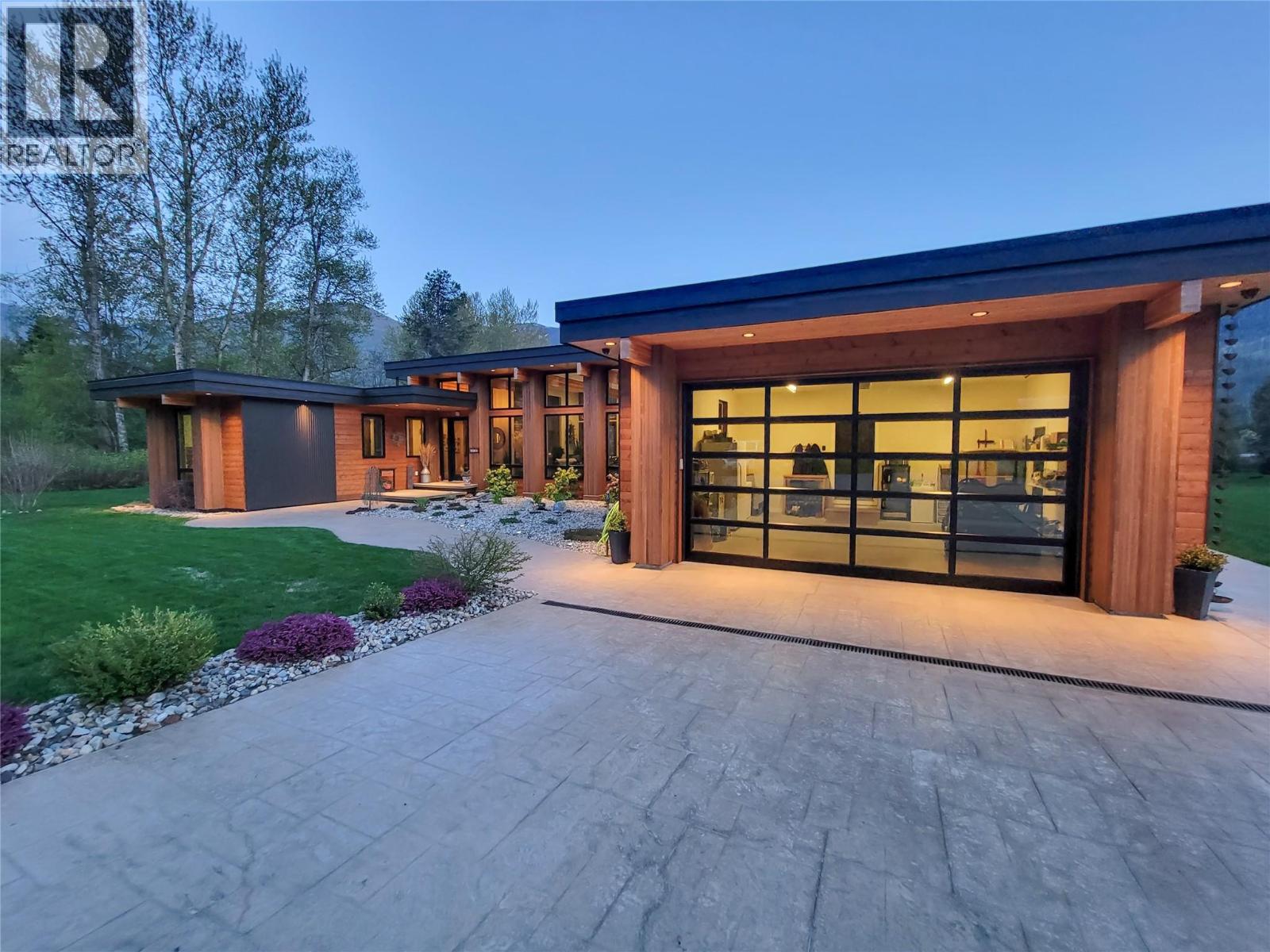 6133 PIPPERS Lane - 86
