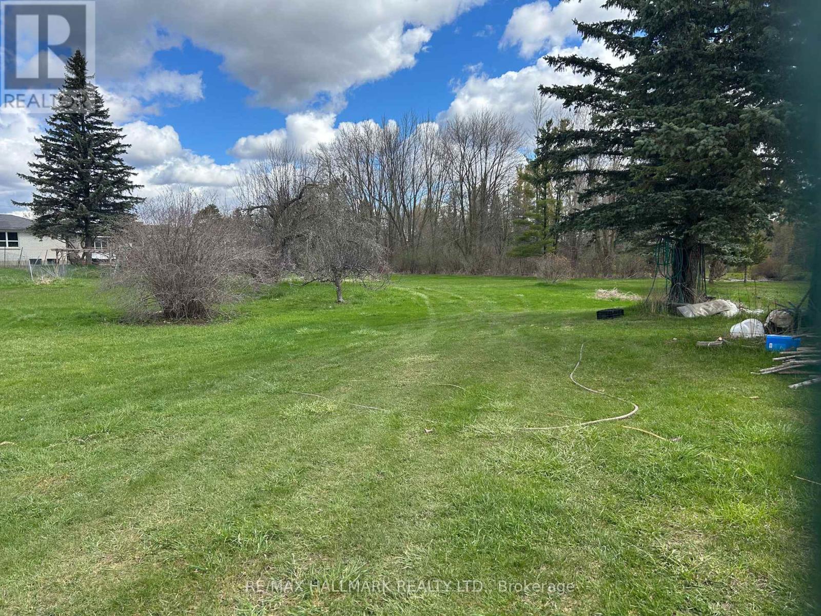 3569 BETHESDA ROAD - 7
