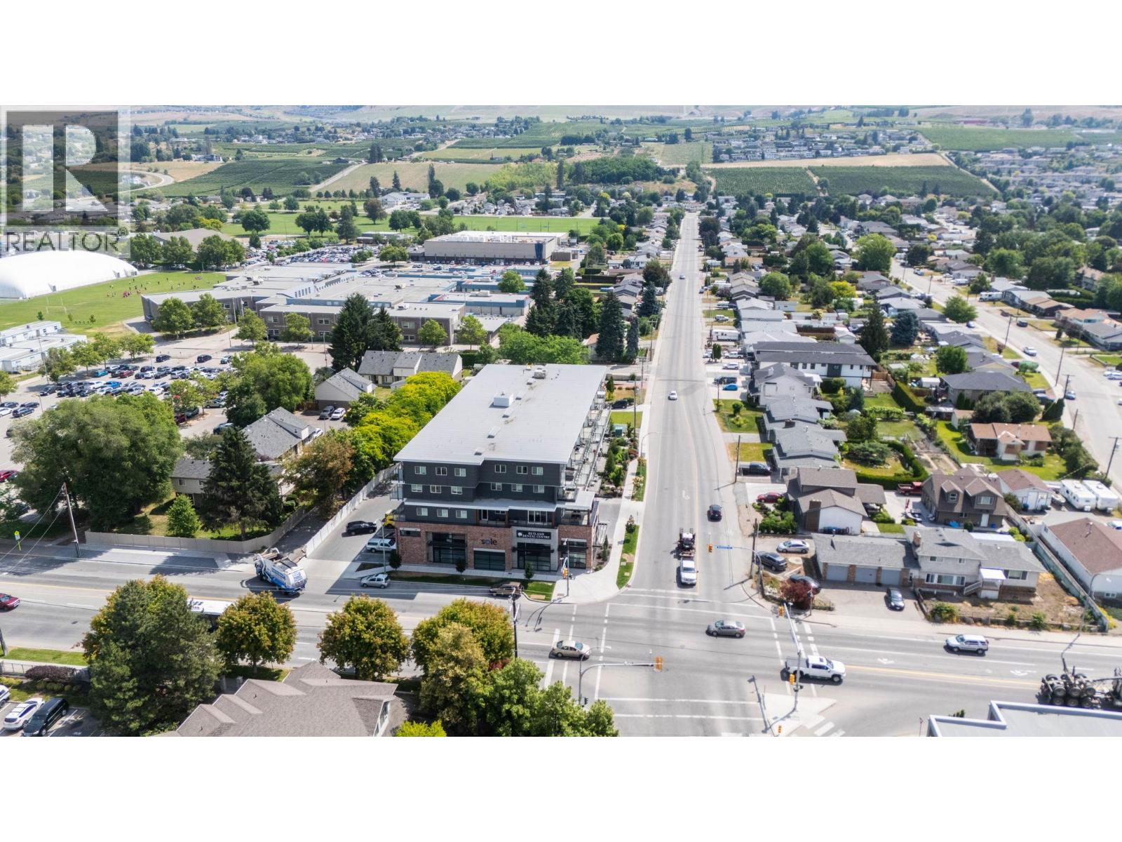 203 615 Rutland Road, Kelowna