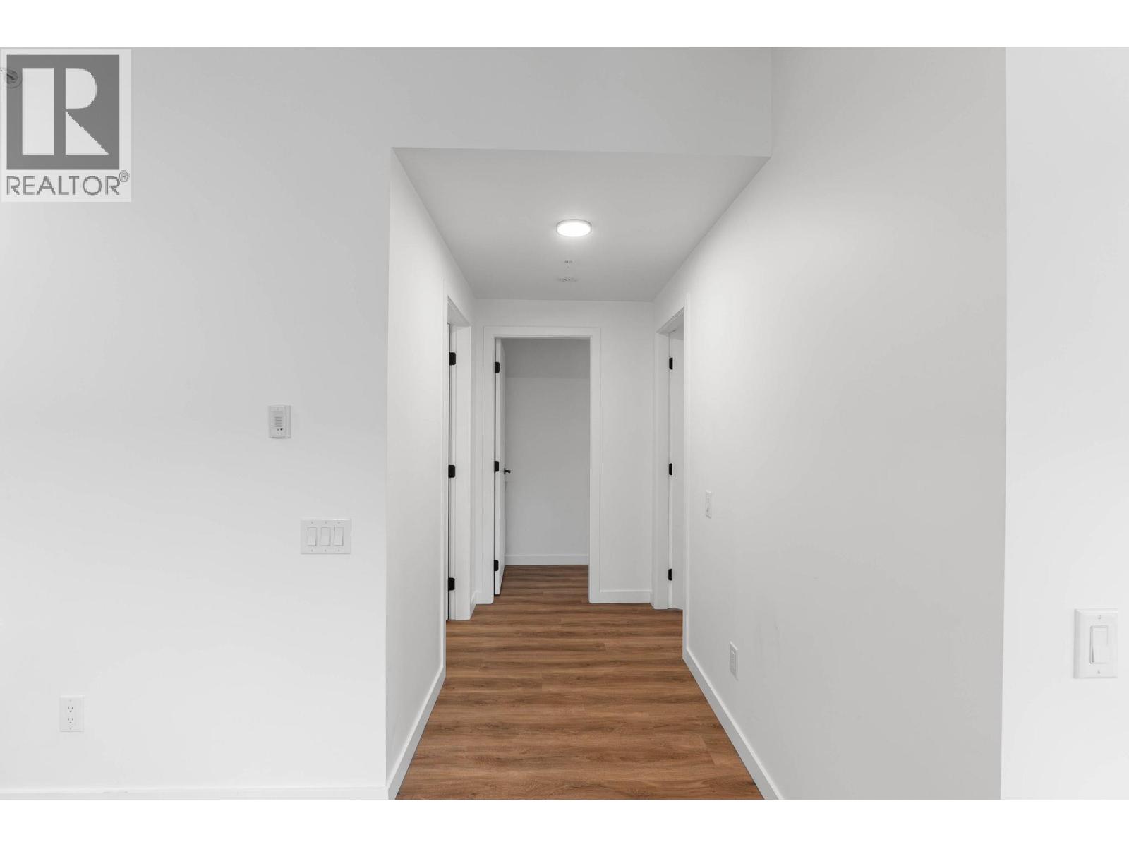 203 615 Rutland Road, Kelowna