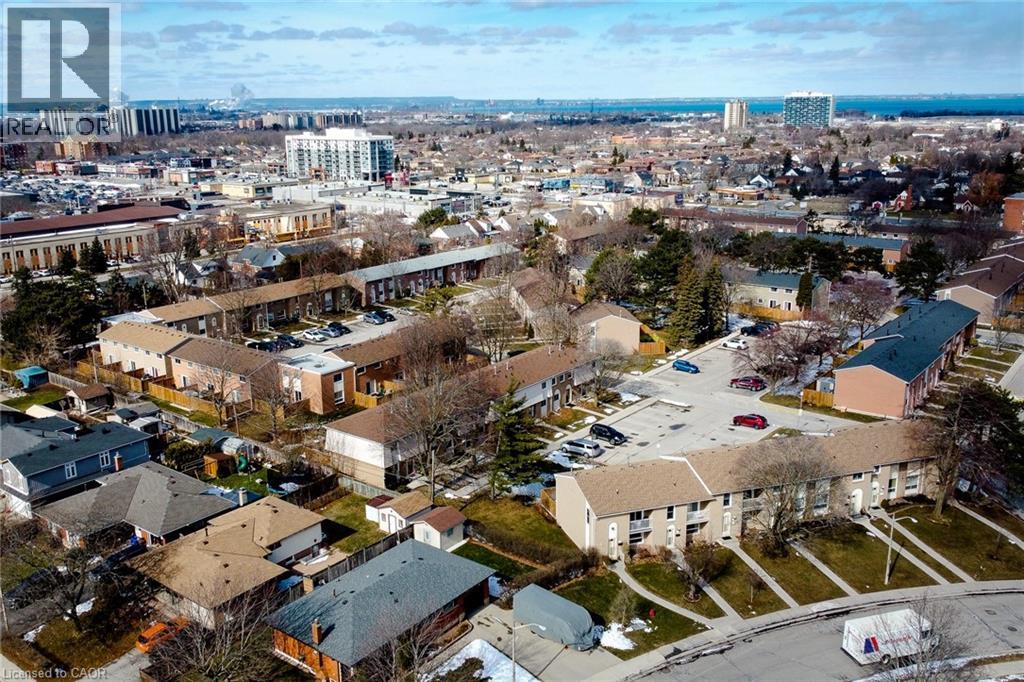 151 GATESHEAD Crescent Unit# 65, Stoney Creek, Ontario, L8G3W1 — Photo 4