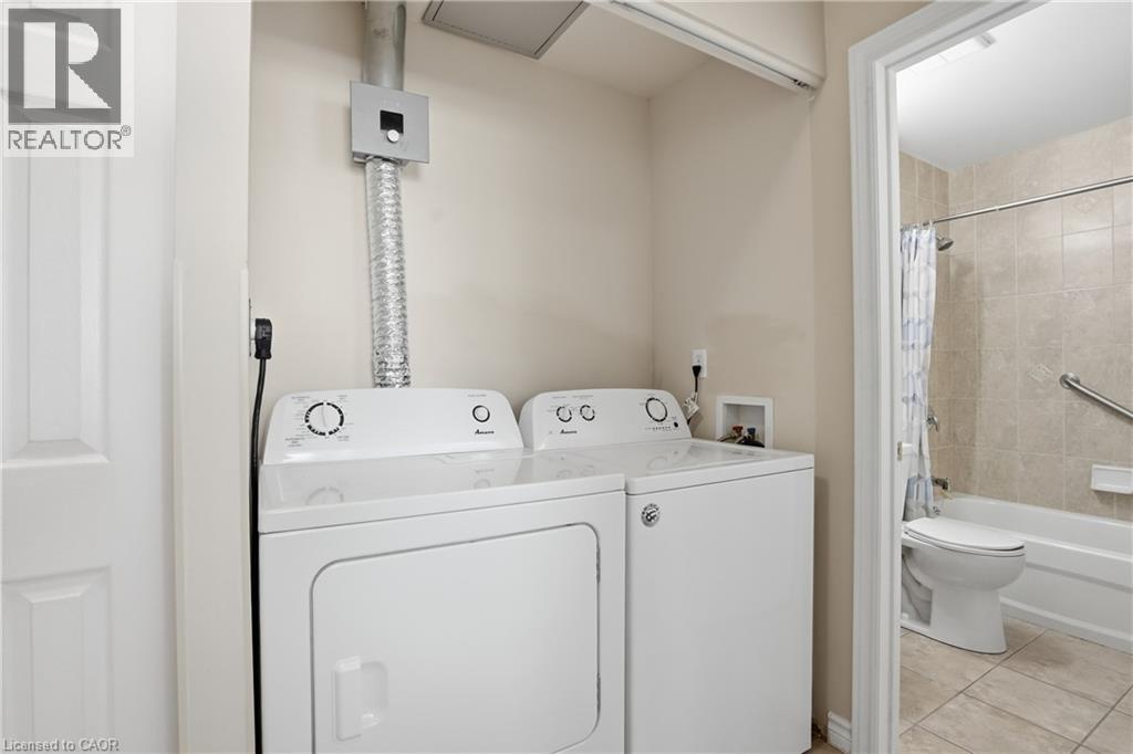 #512 793 COLBORNE Street E - 19