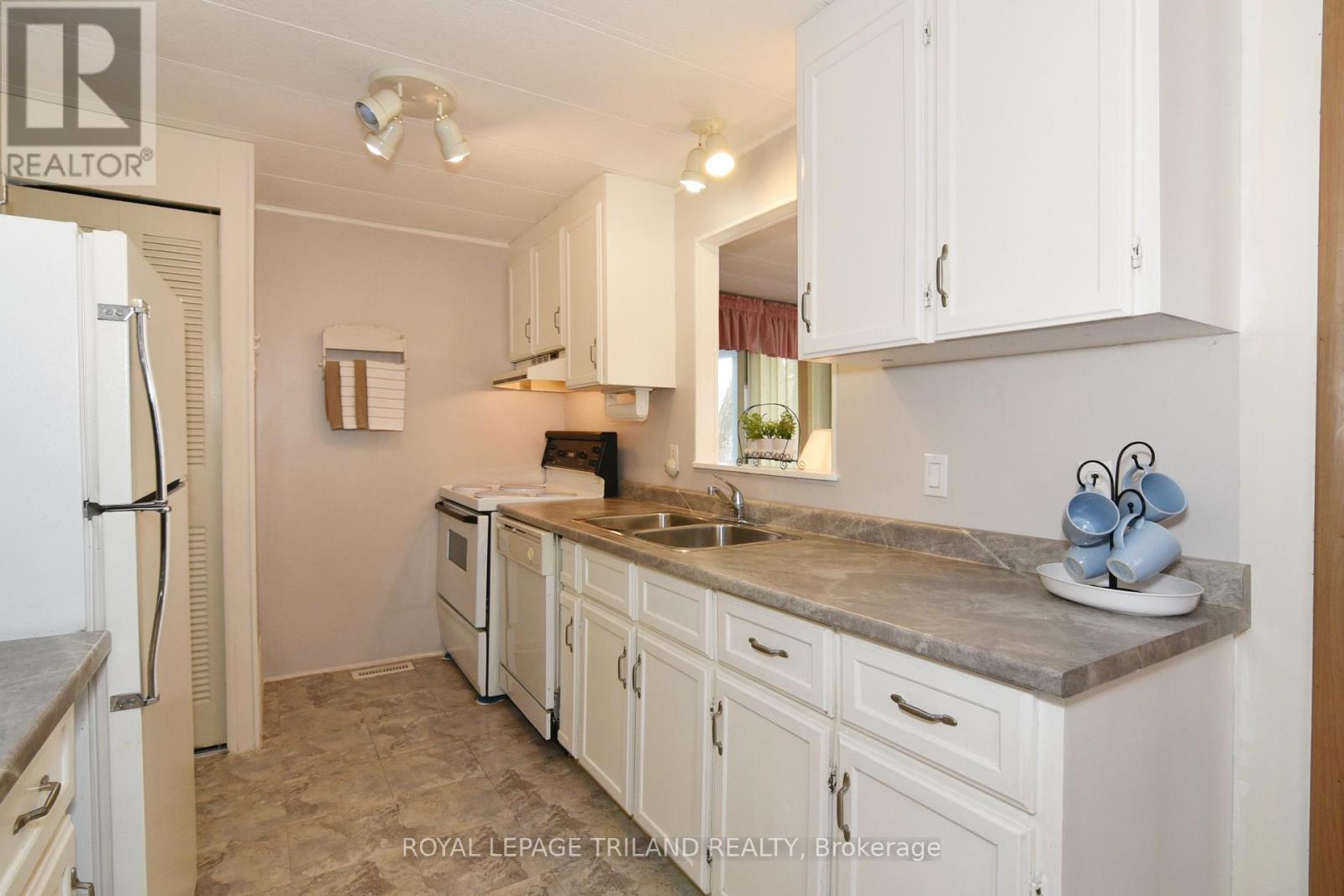 138 PEBBLE BEACH PARKWAY - 14
