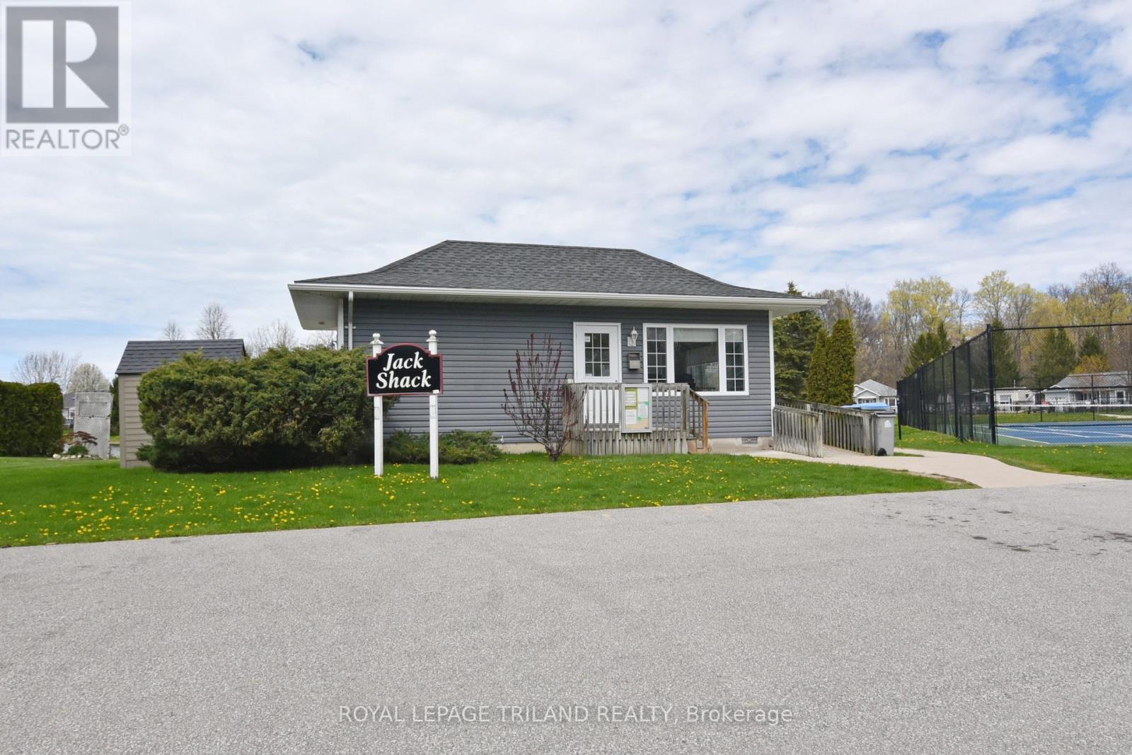 138 PEBBLE BEACH PARKWAY - 31