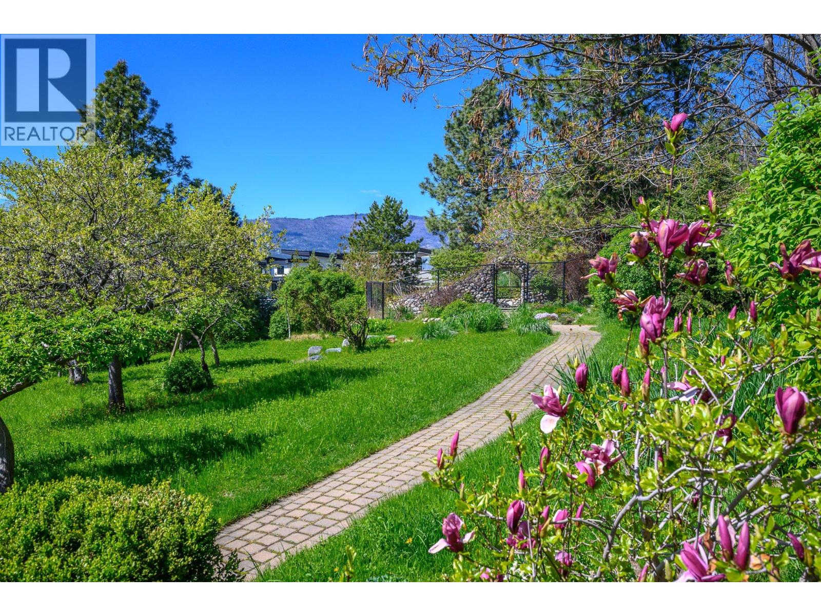 14966 Carrs Landing Road, Lake Country
