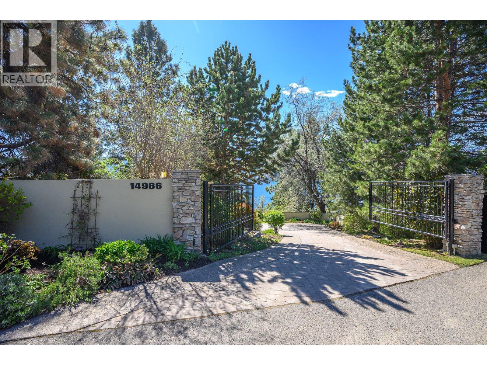 14966 Carrs Landing Road, Lake Country