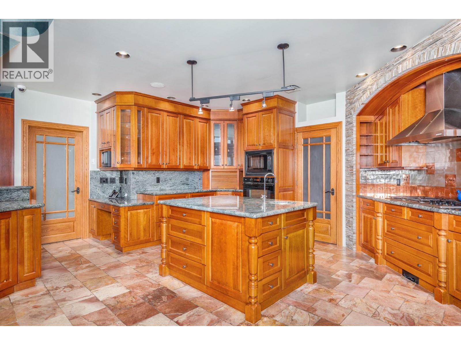 14966 Carrs Landing Road, Lake Country