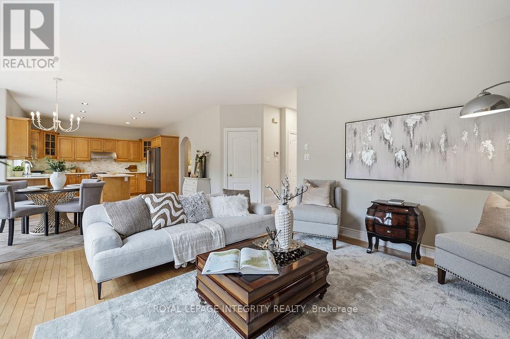 136 SHAUGHNESSY CRESCENT - 26