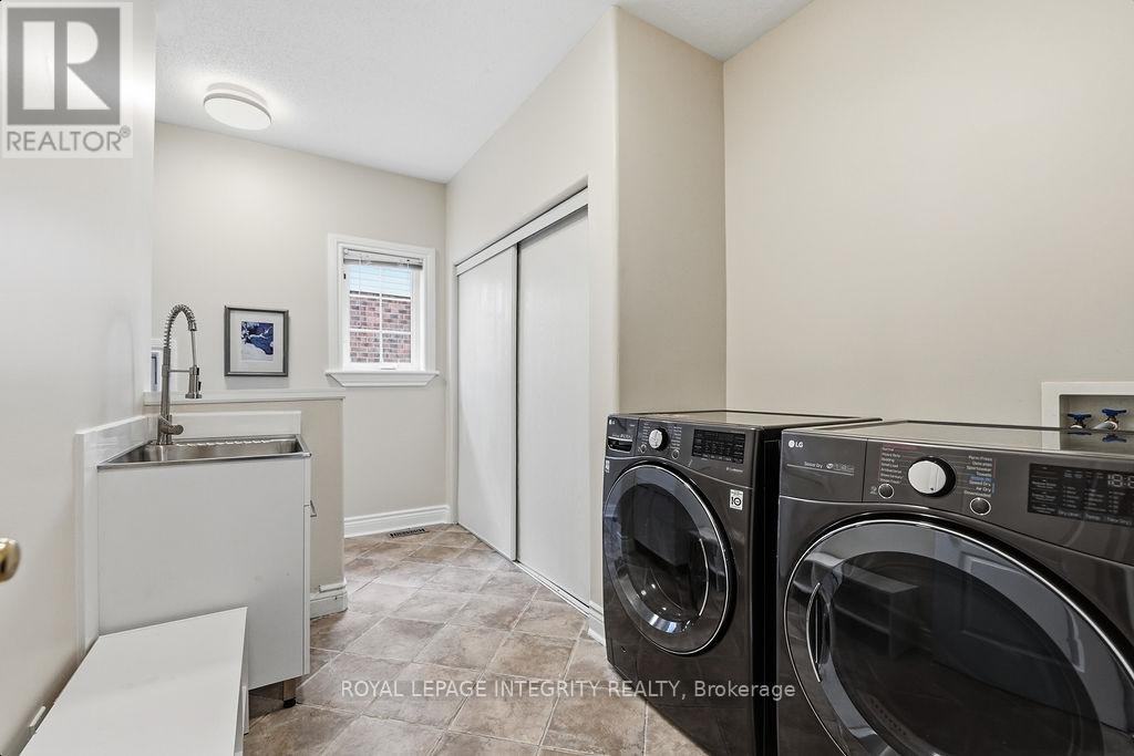 136 SHAUGHNESSY CRESCENT - 40