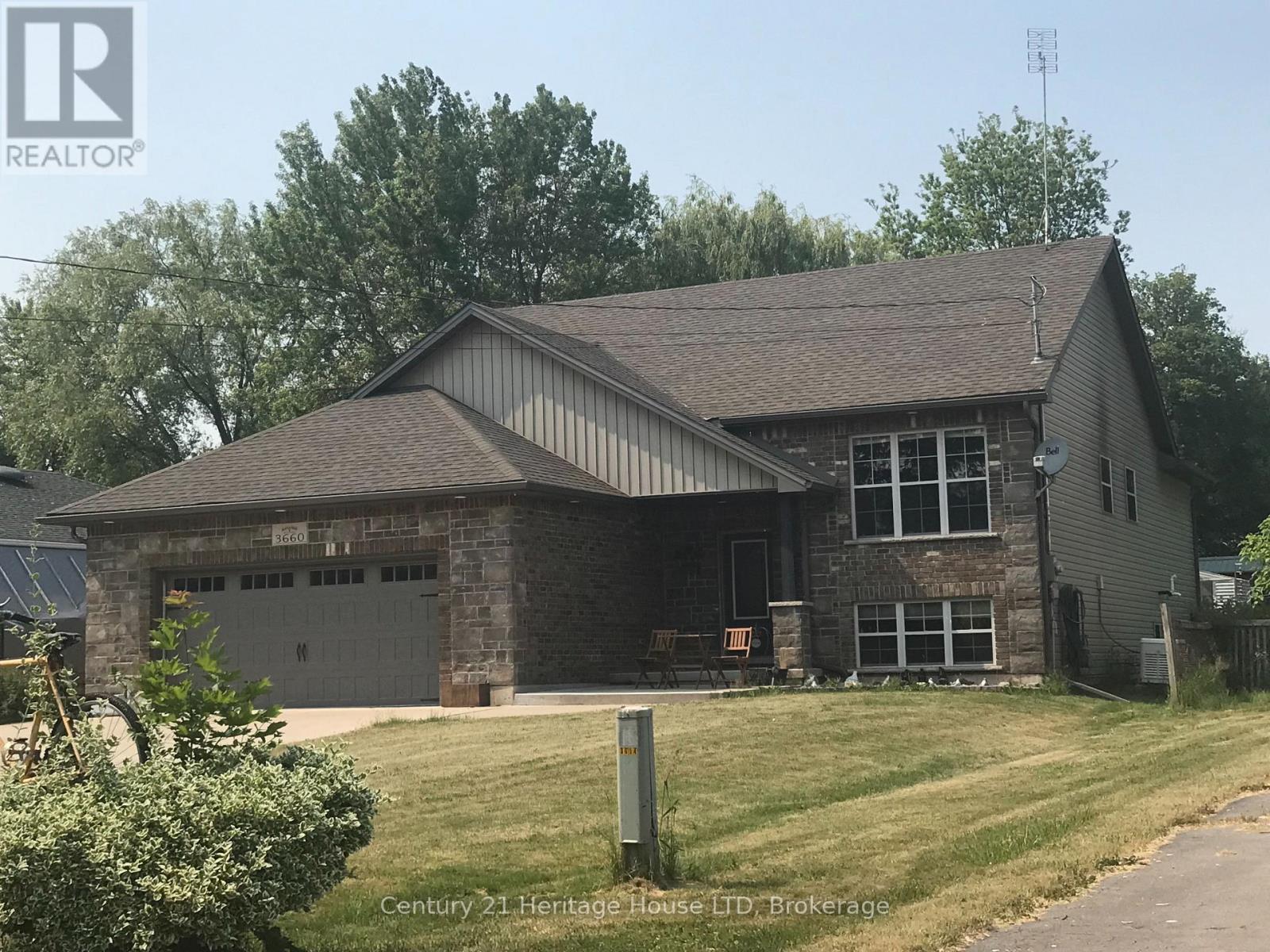 3660 BRUNSWICK AVENUE - 2