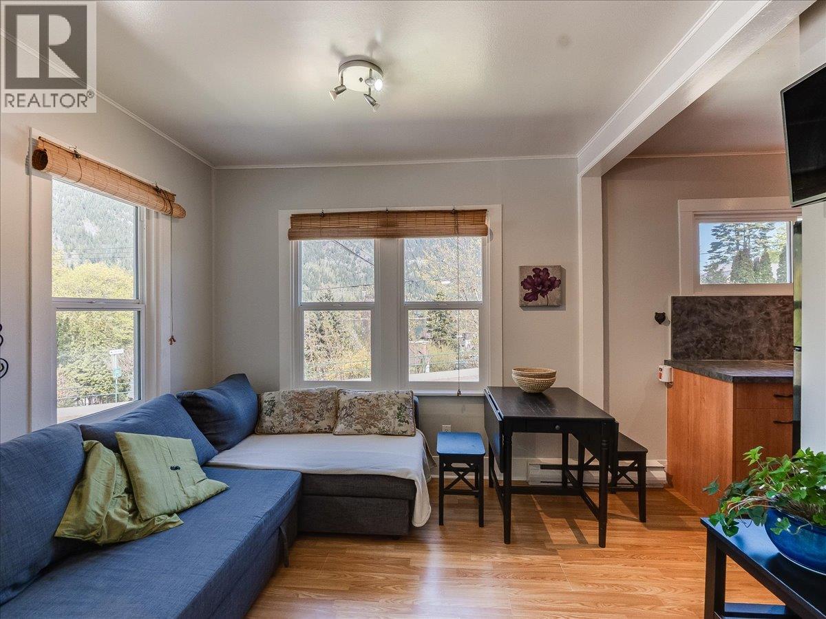 104 High Street - 19