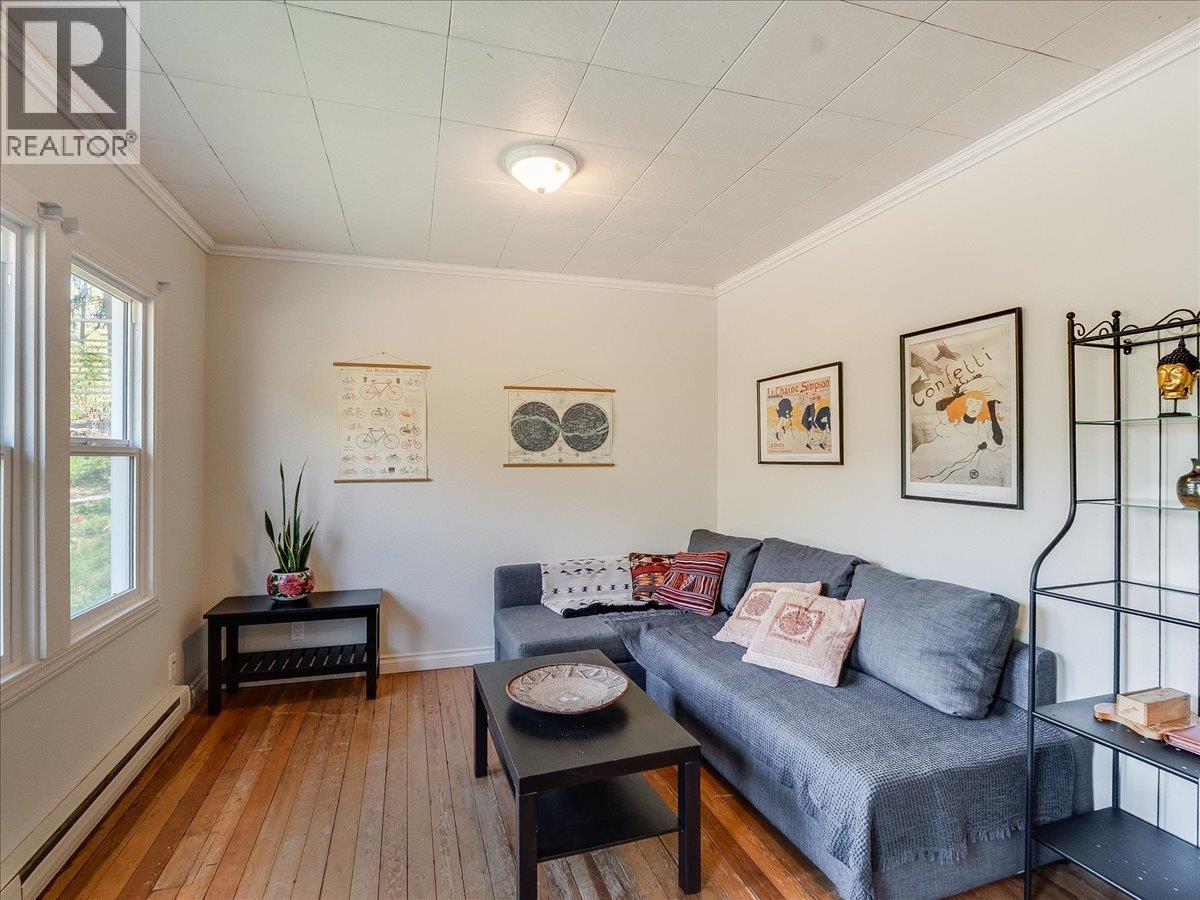 104 High Street - 9