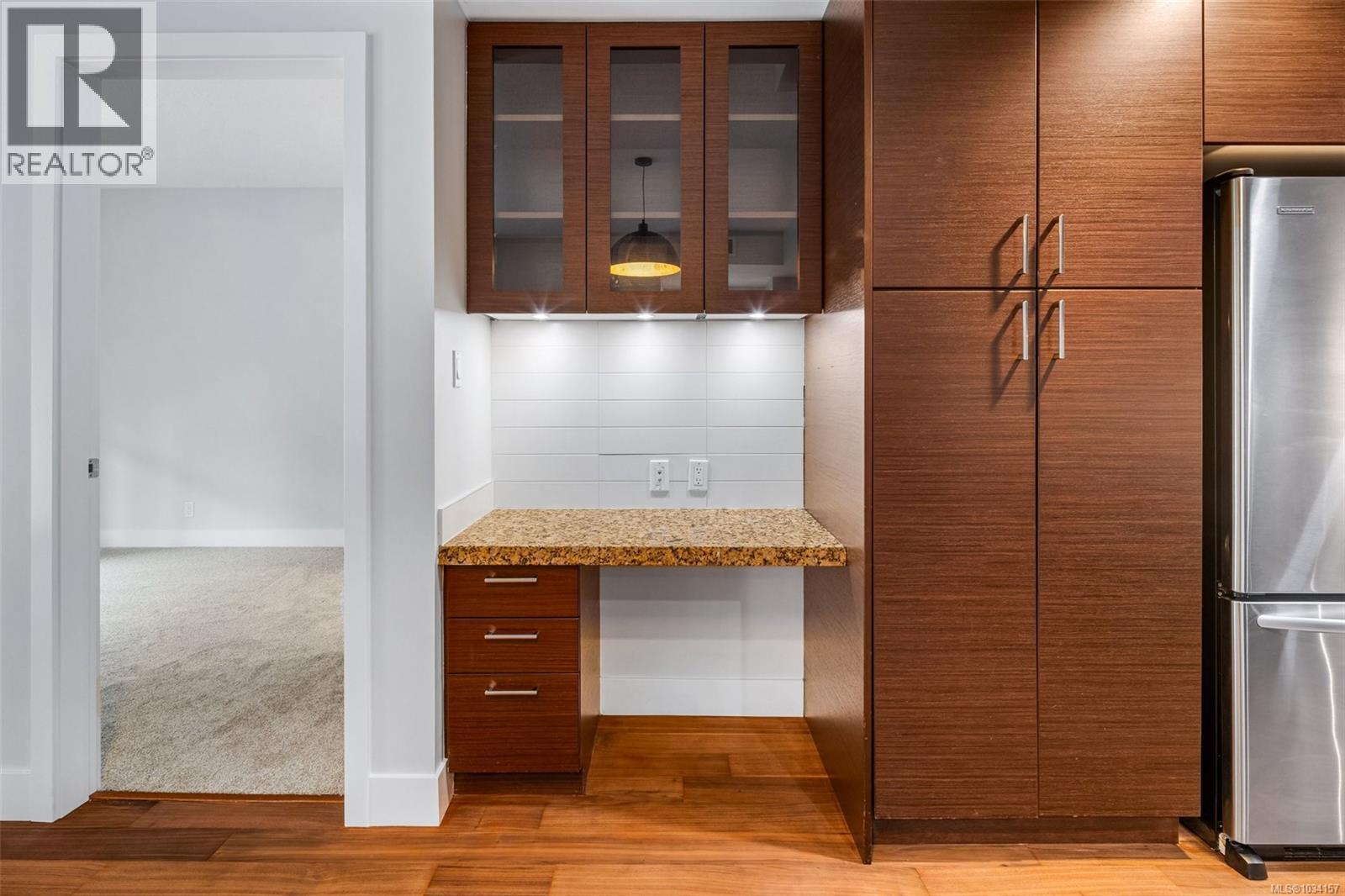 #113 1400 Lynburne Pl - 12