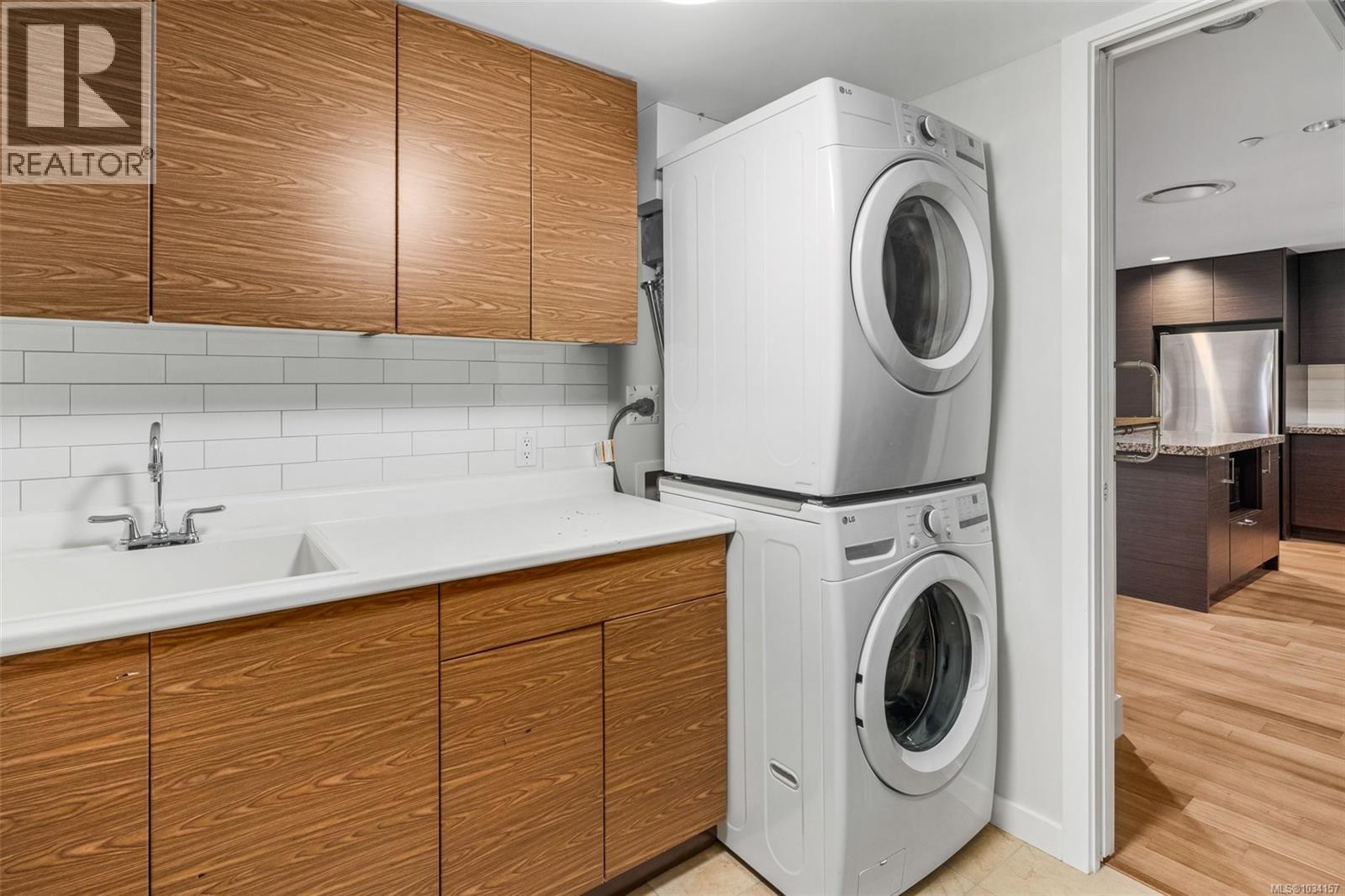 #113 1400 Lynburne Pl - 21