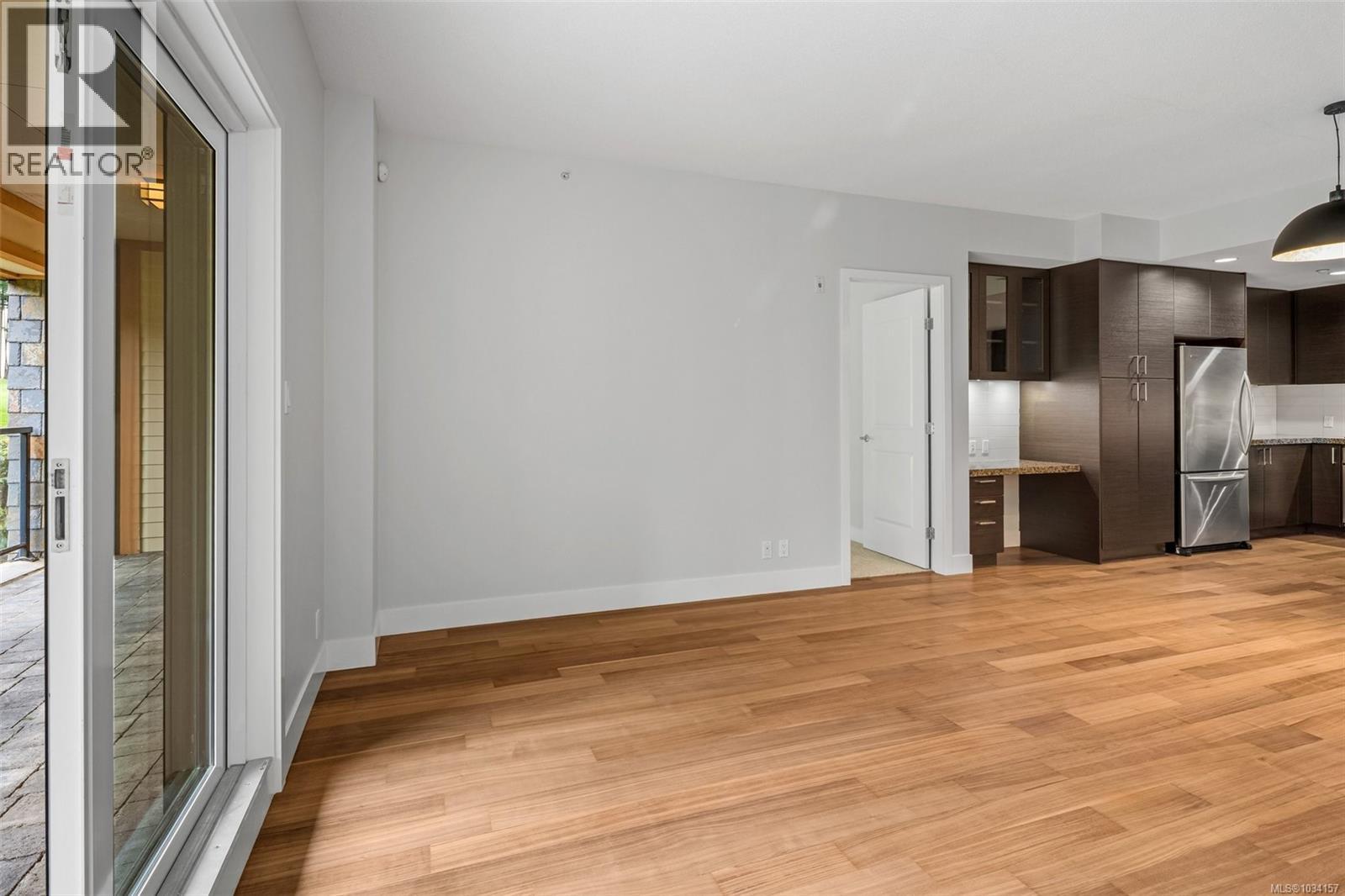 #113 1400 Lynburne Pl - 33