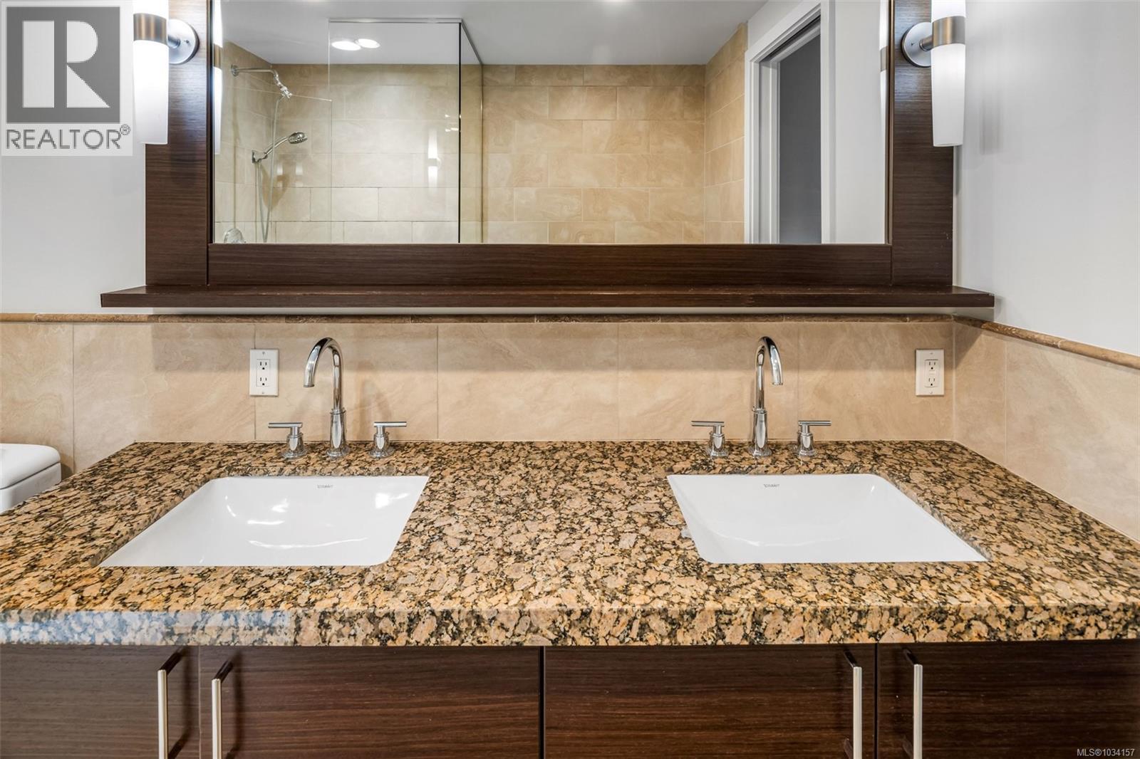 #113 1400 Lynburne Pl - 38