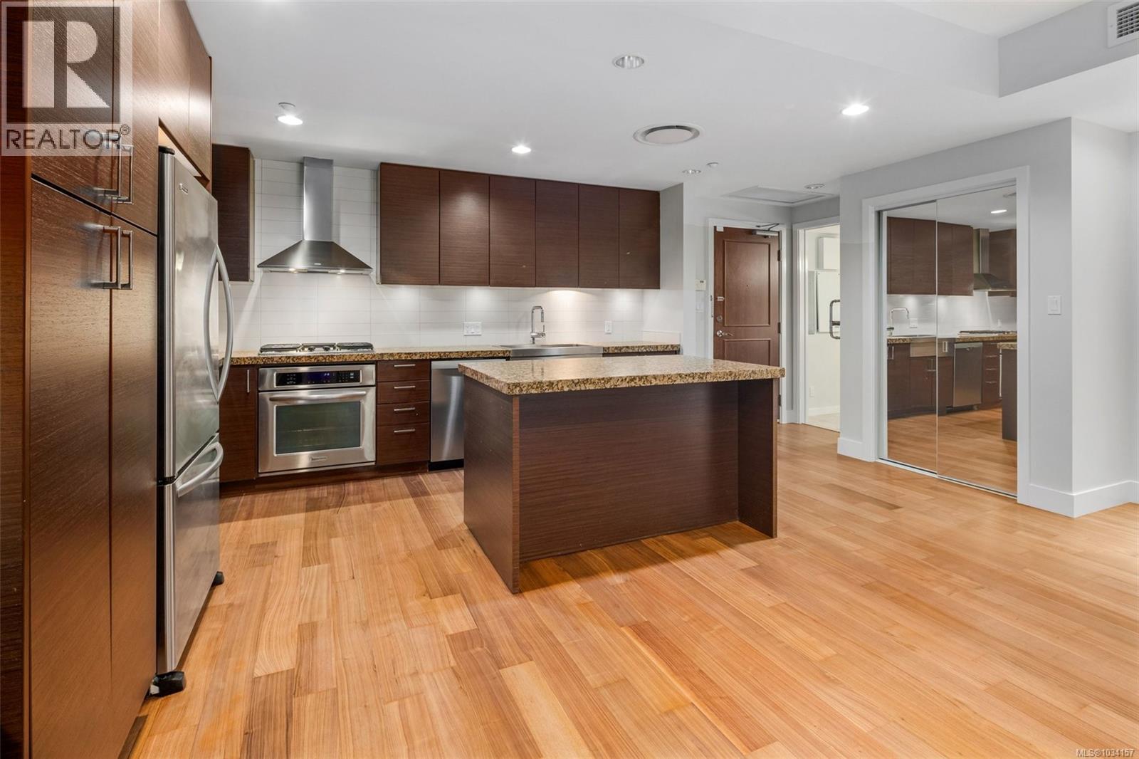 #113 1400 Lynburne Pl - 5