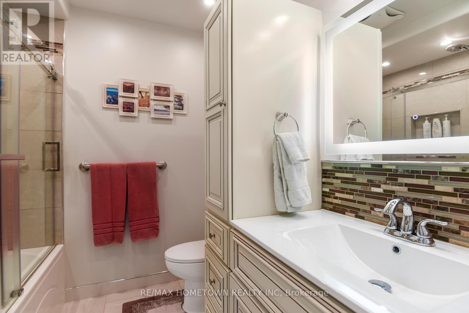 1111 BURNSIDE DRIVE - 27