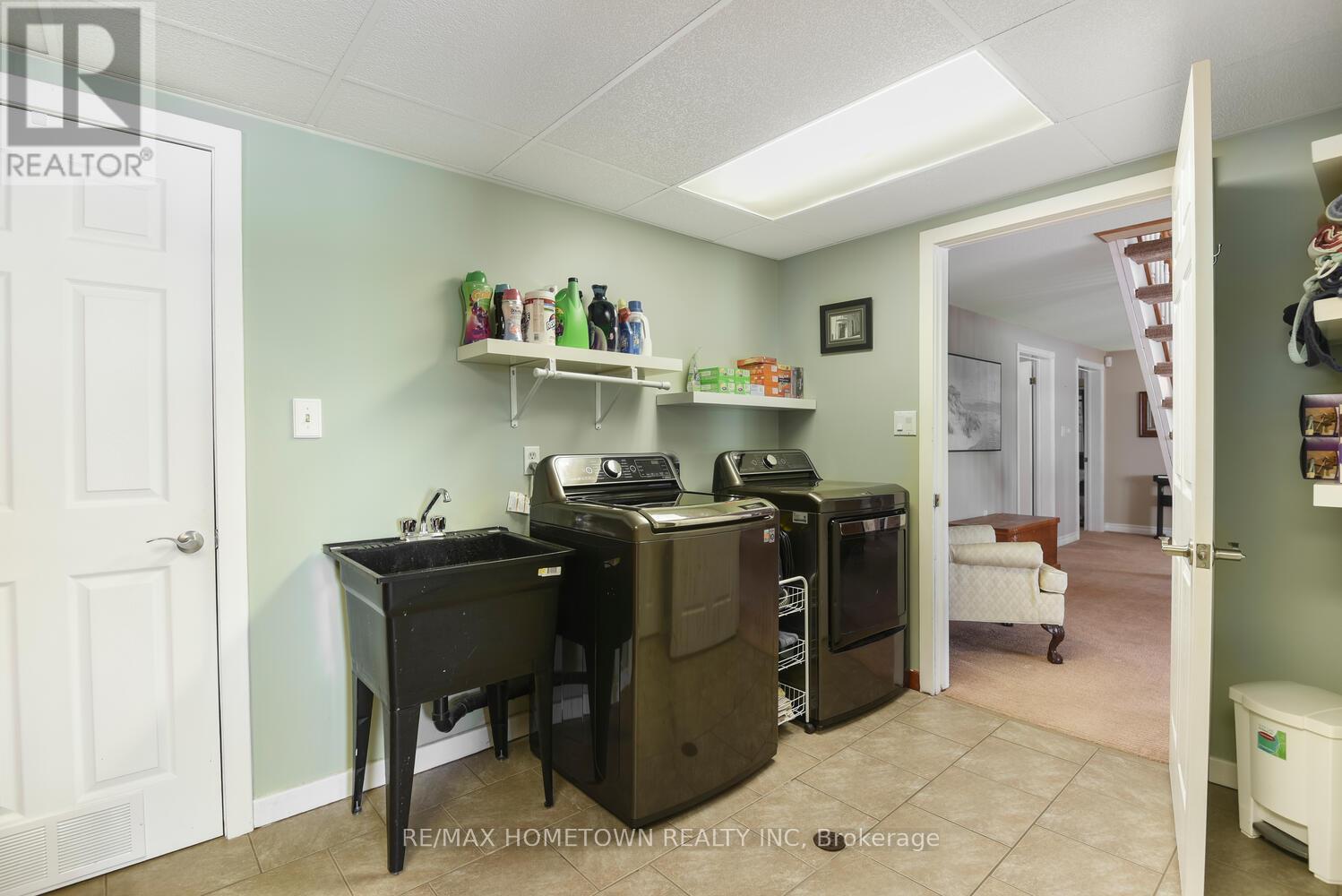 1111 BURNSIDE DRIVE - 37