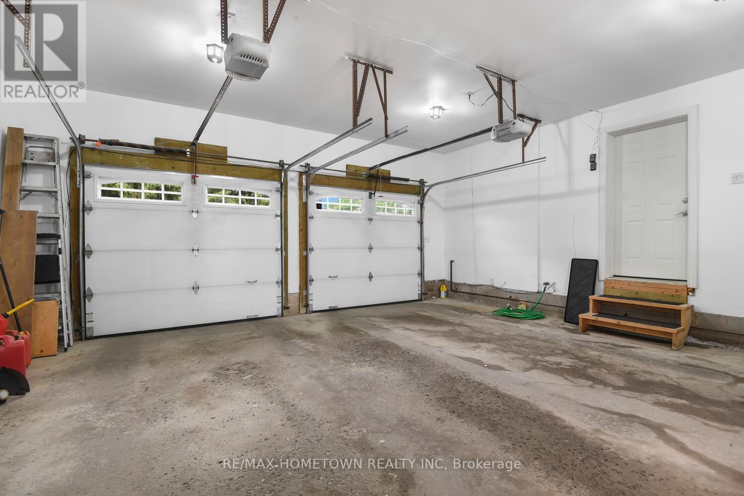 1111 BURNSIDE DRIVE - 38