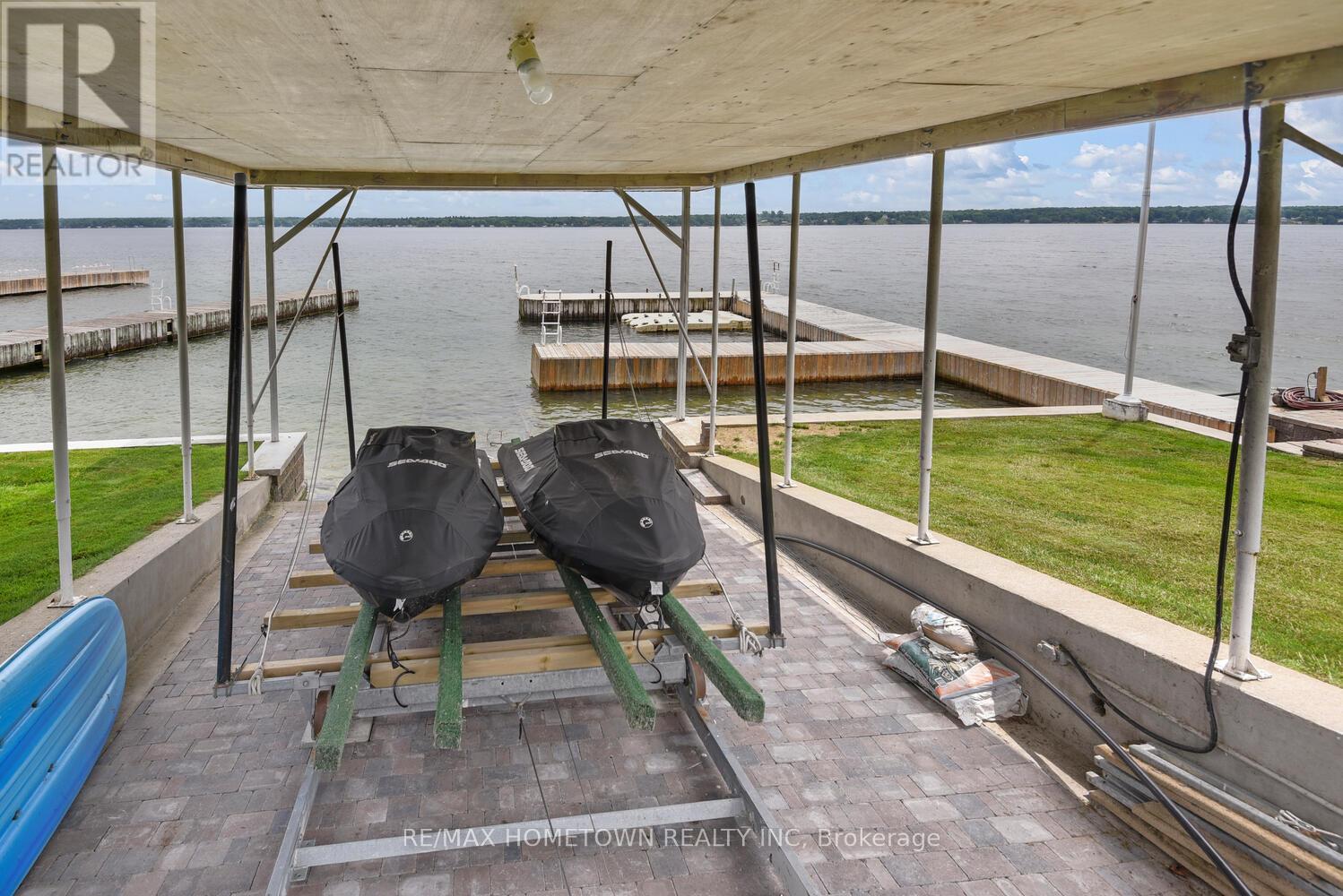 1111 BURNSIDE DRIVE - 47