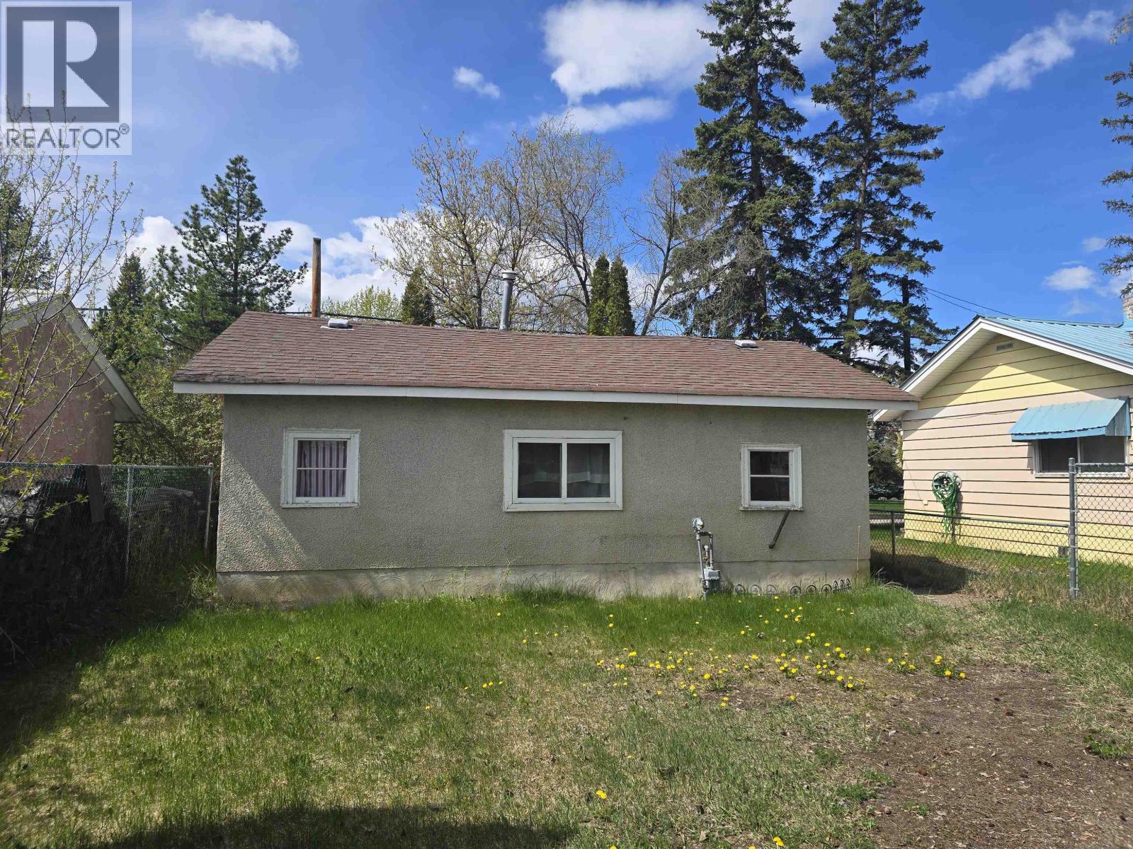 374 BAKER DRIVE - Image 2