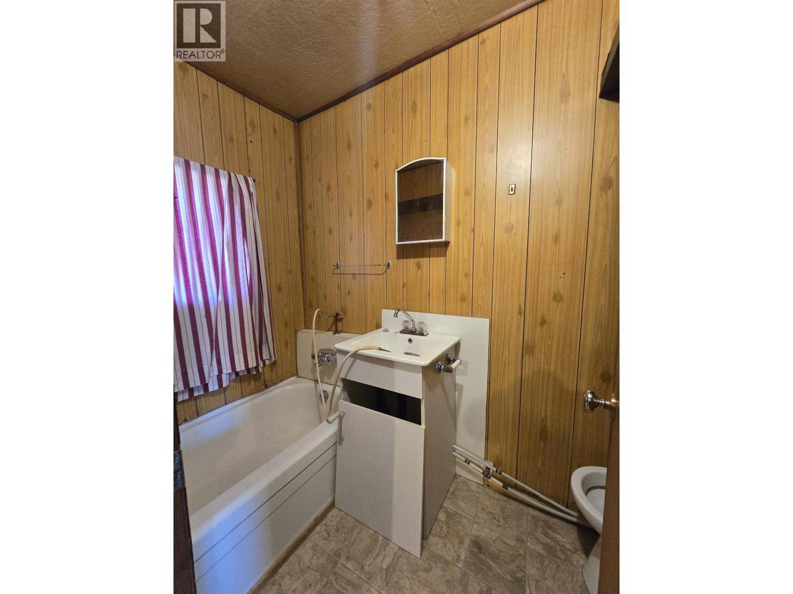374 BAKER DRIVE - 10