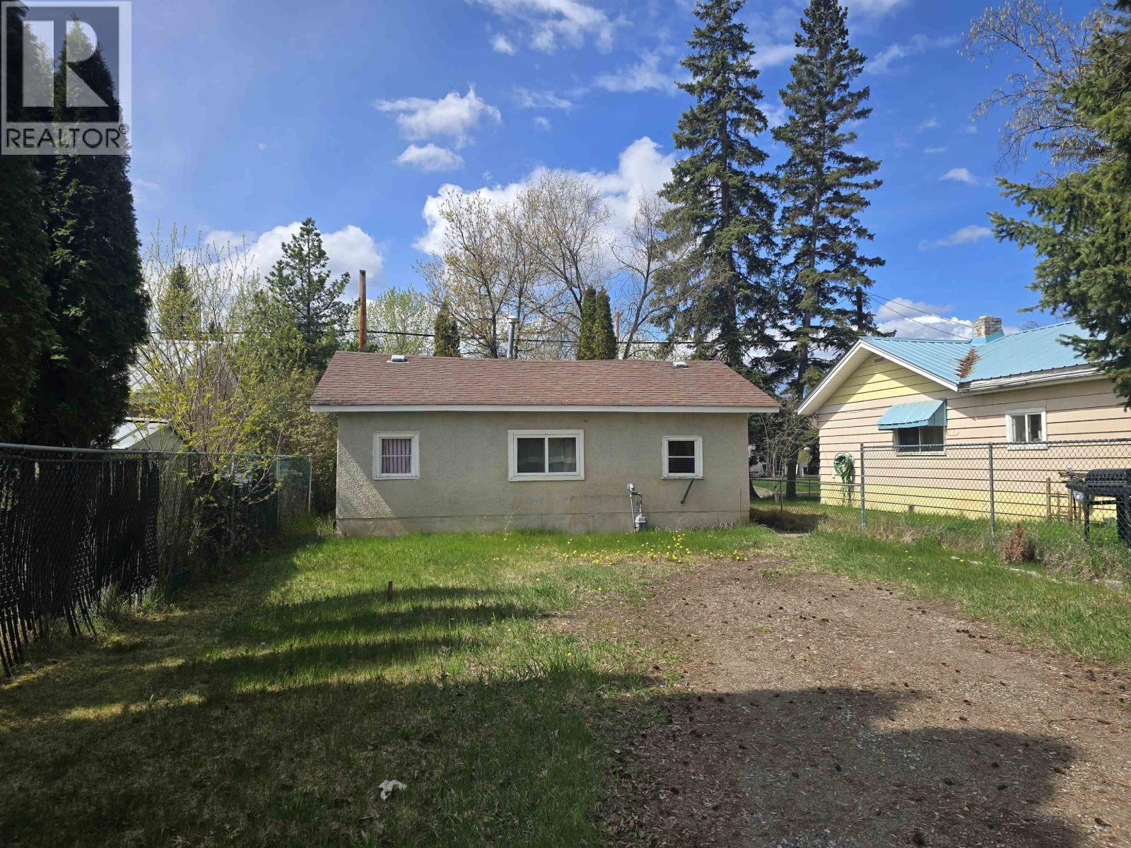 374 BAKER DRIVE - 11