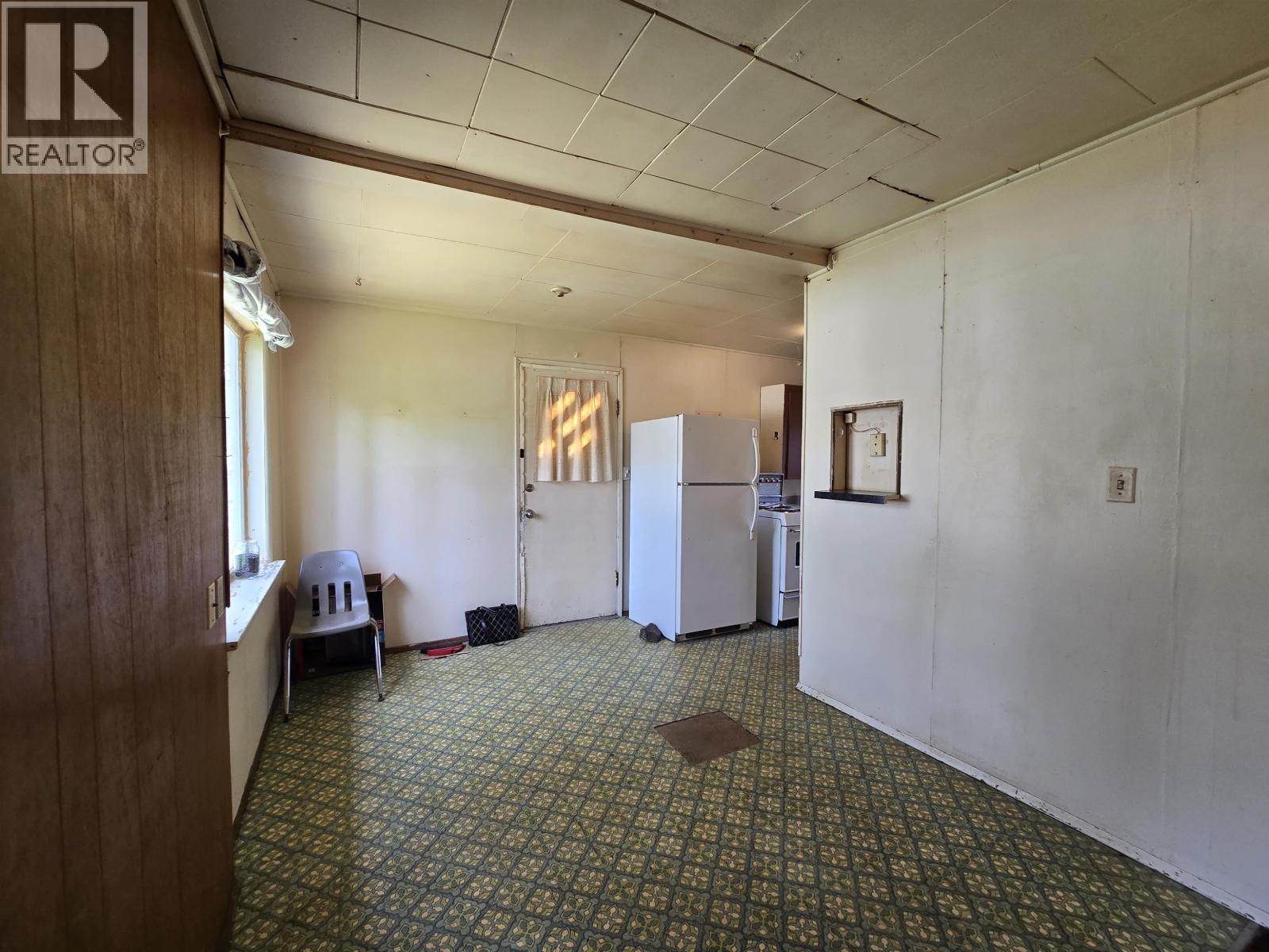 374 BAKER DRIVE - 8
