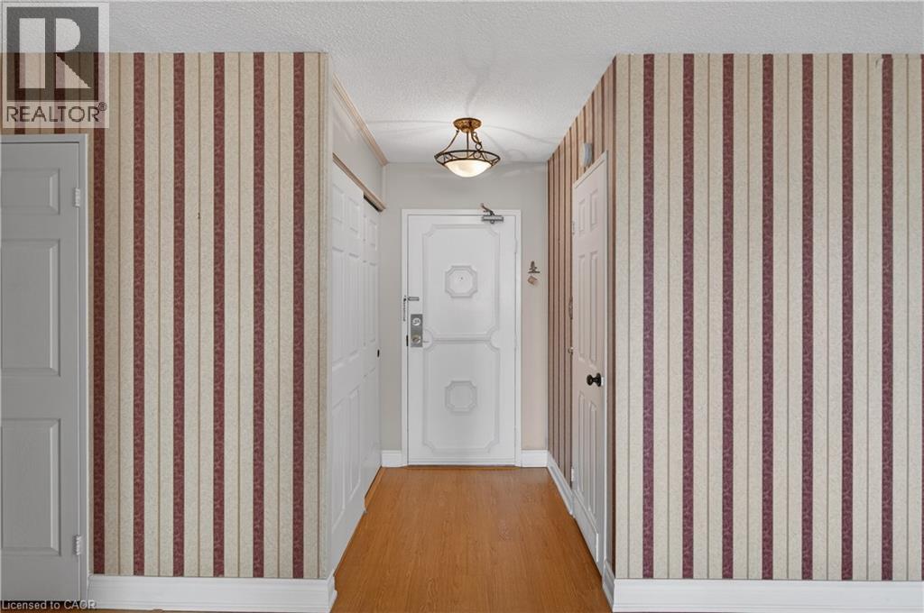 301 FRANCES Avenue Unit# 308, Stoney Creek, Ontario, L8E3W6 — Photo 6